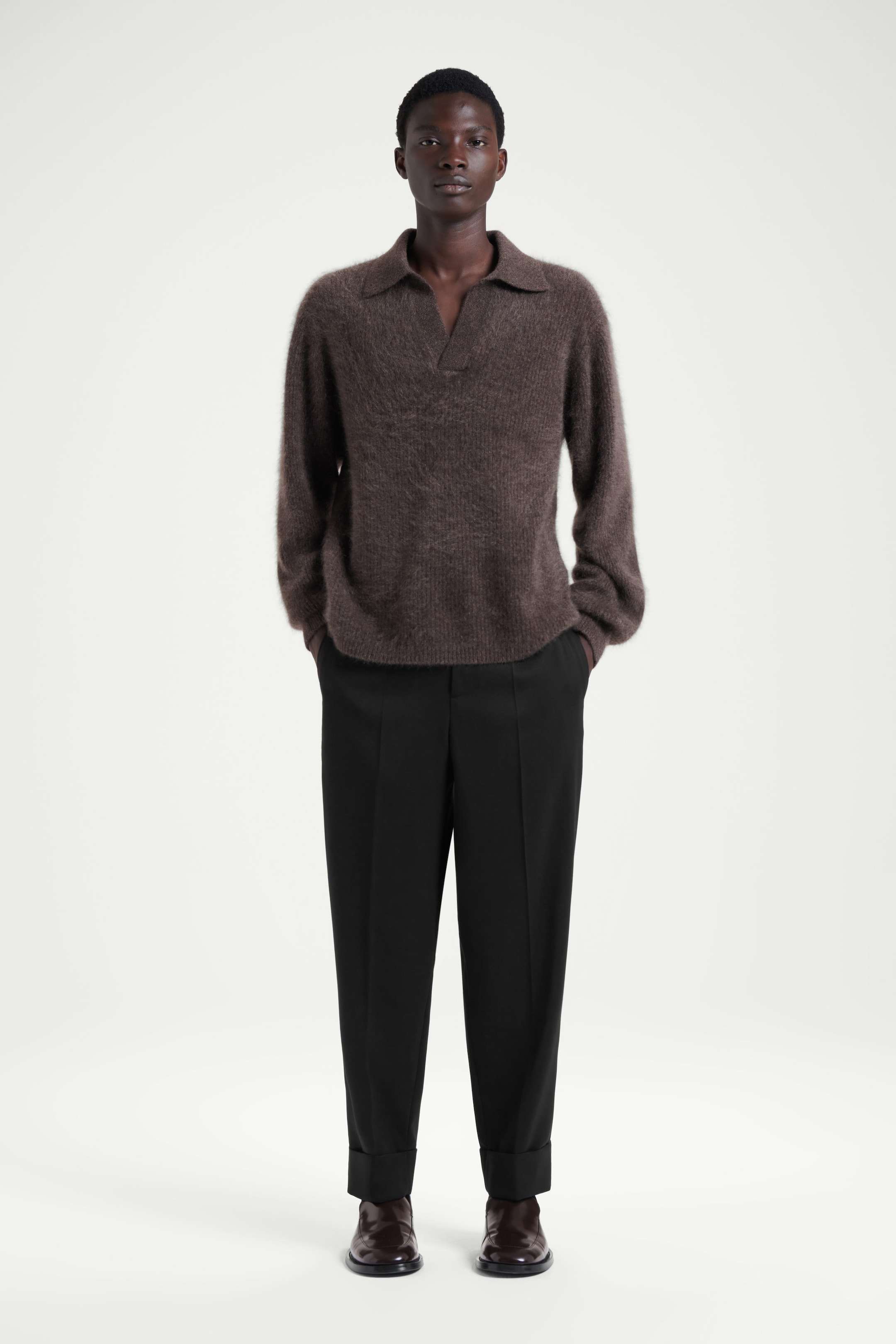 THE FOLD-UP TAPERED TROUSERS