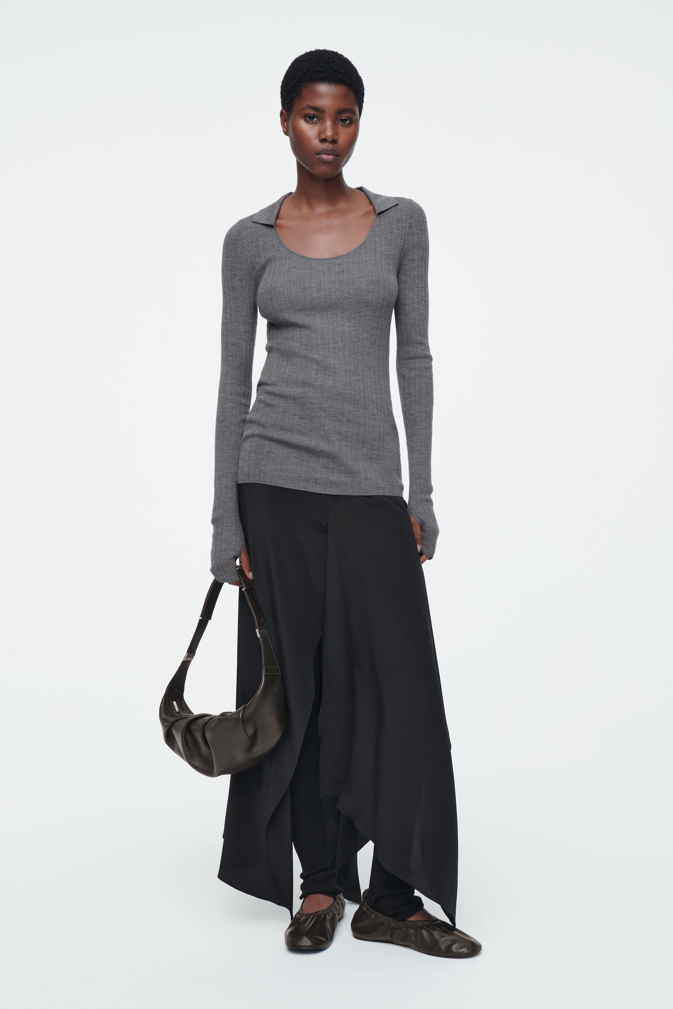 THE OPEN-COLLAR MERINO WOOL TOP
