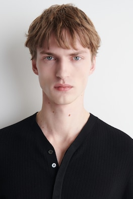 MERINO-LYOCELL RIBBED-KNIT HENLEY TOP — BLACK 5