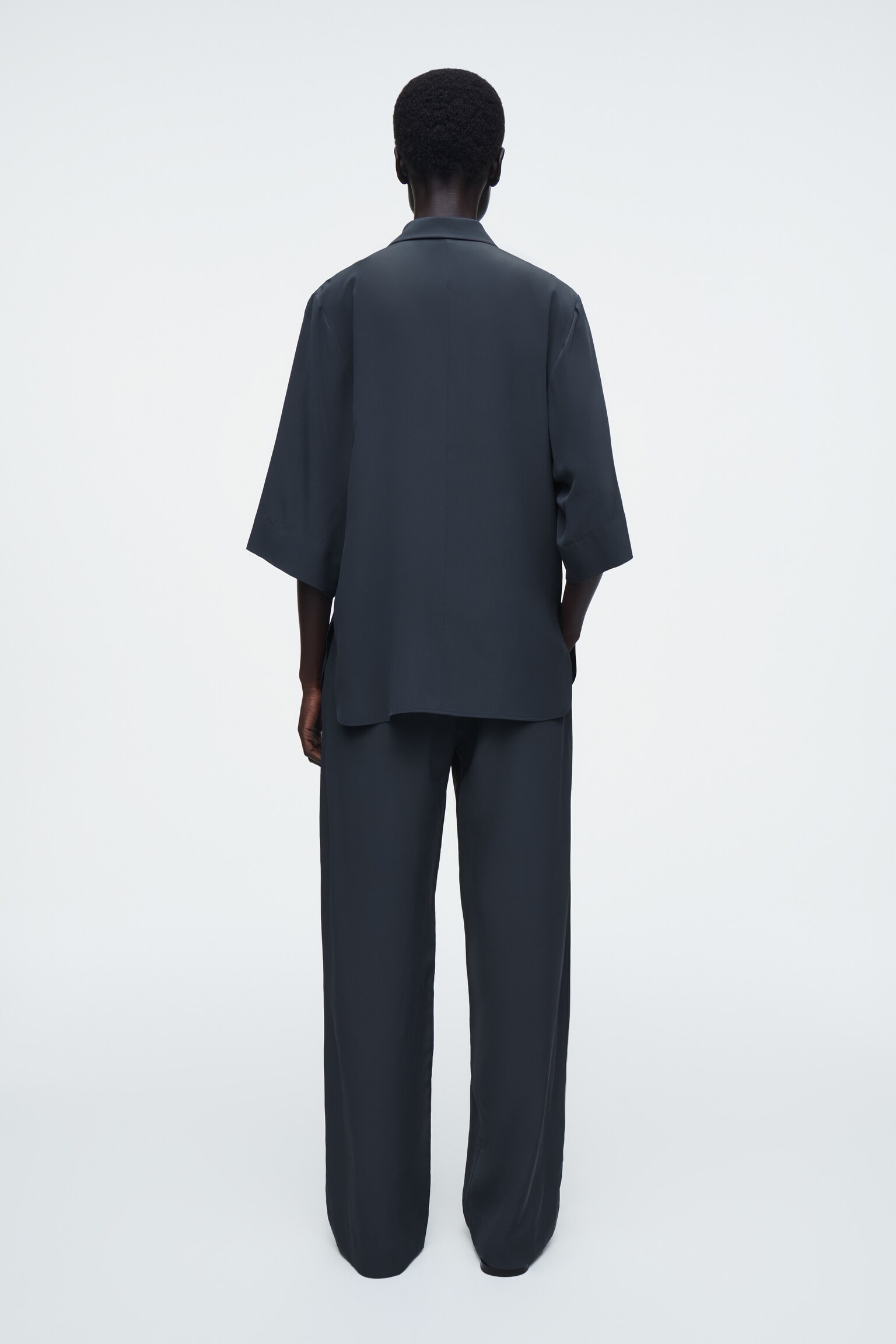 CHEMISE À COL CUBAIN EN SOIE - BLEU MARINE - 5
