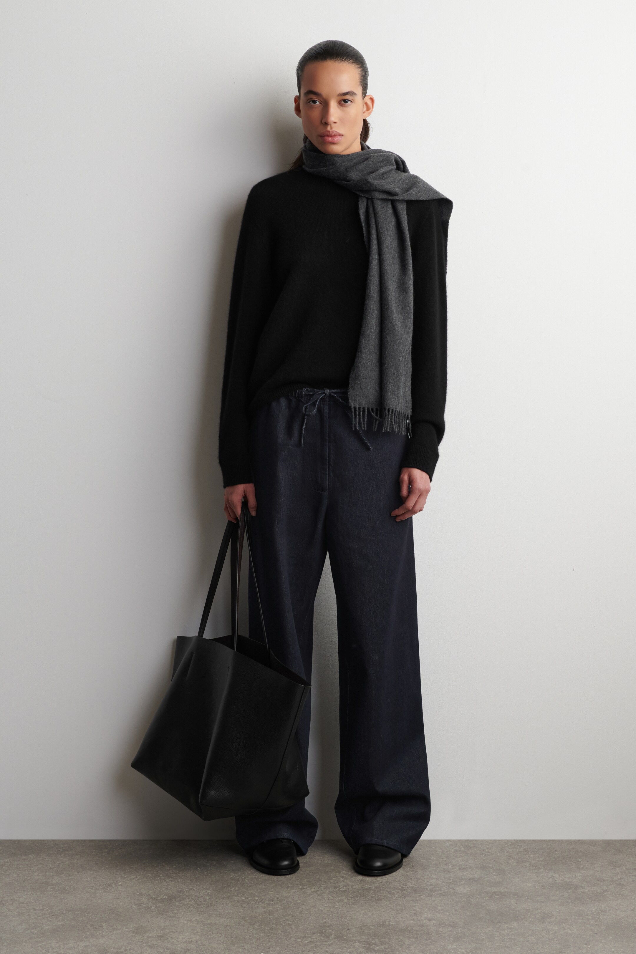 Nagyobb kép megtekintése: DRAWSTRING DENIM TROUSERS - INDIGÓ - NŐI | H&M HU 1