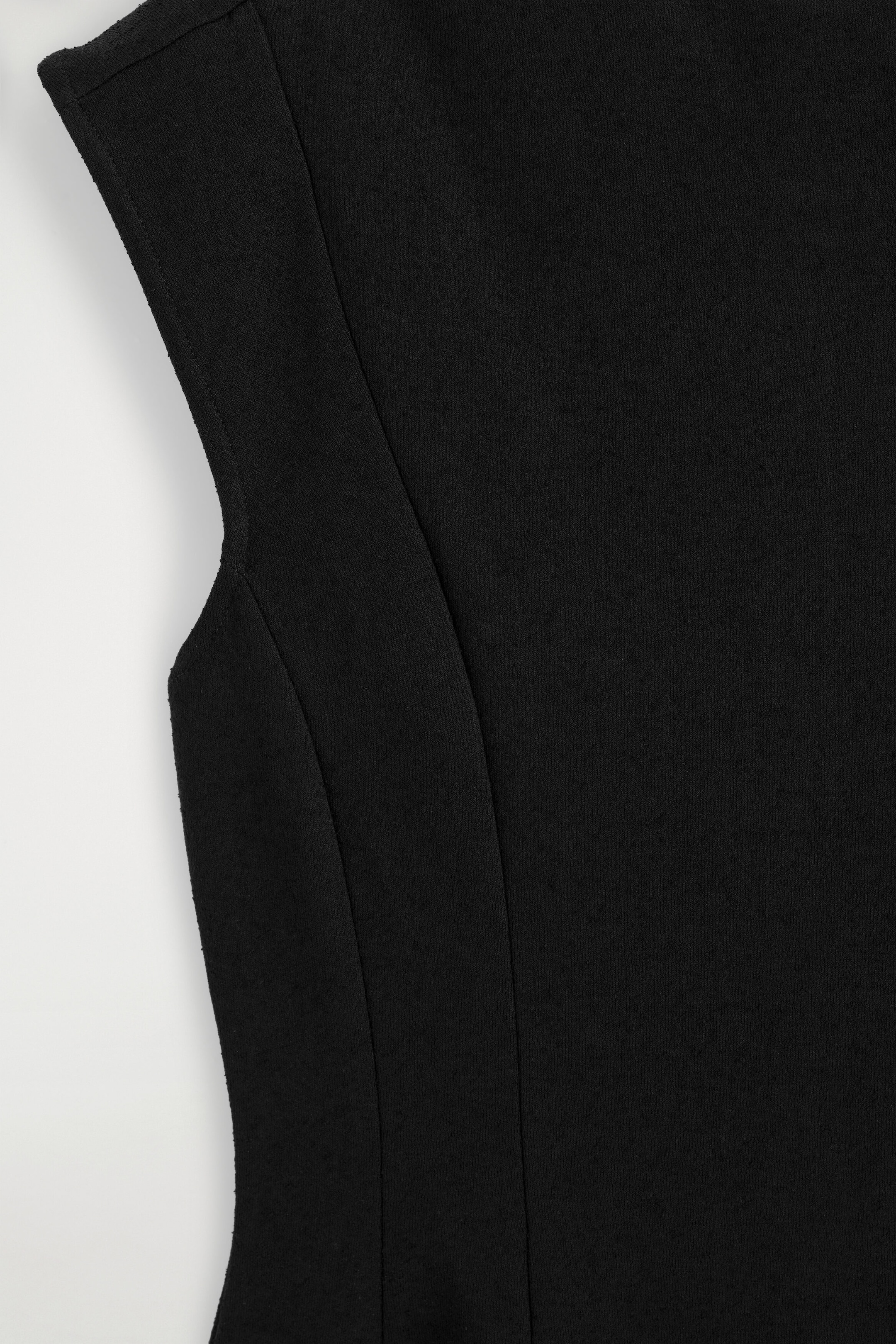 StillMedia/DescriptiveDetail