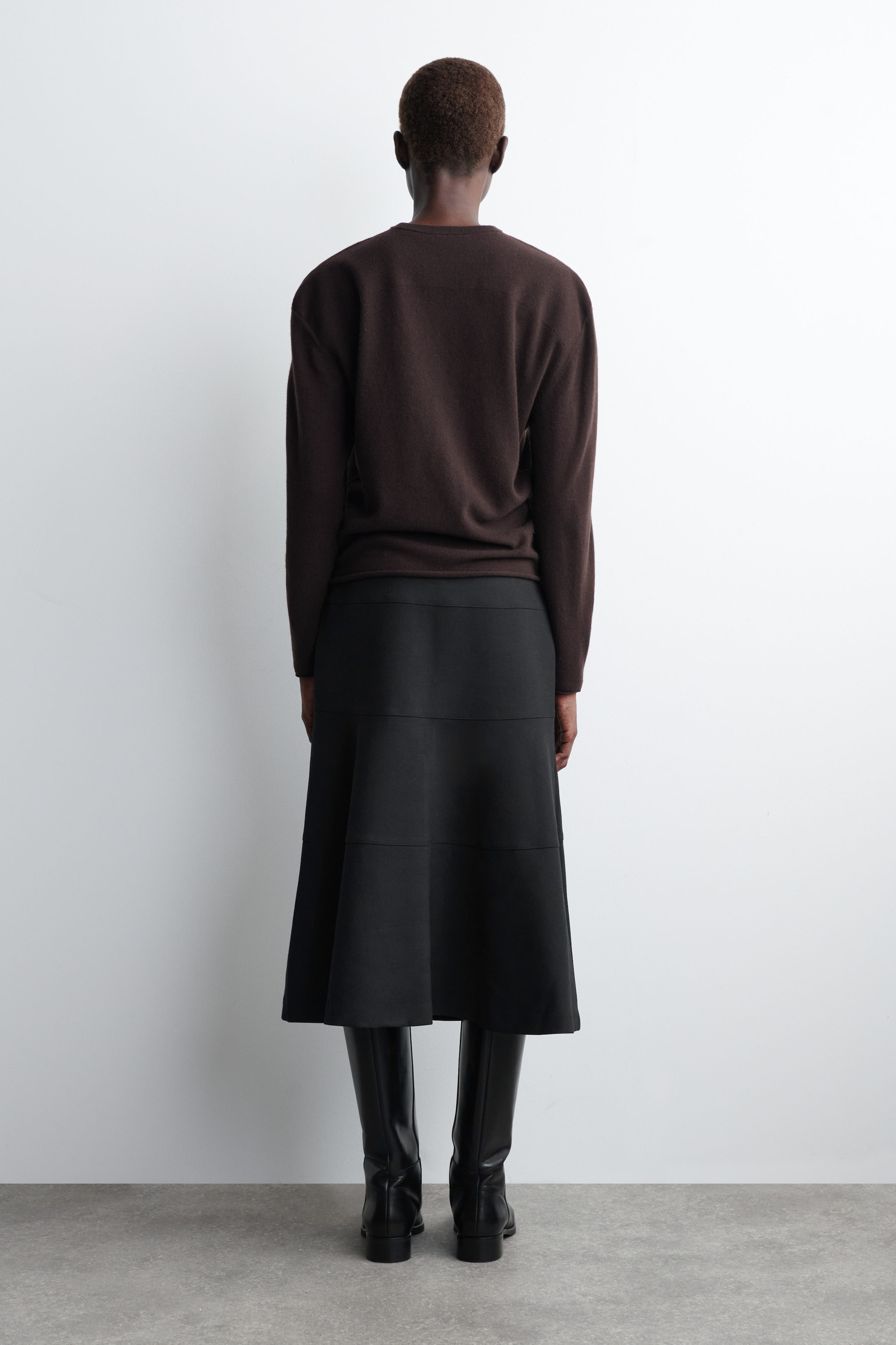 CURVED A-LINE MIDI SKIRT