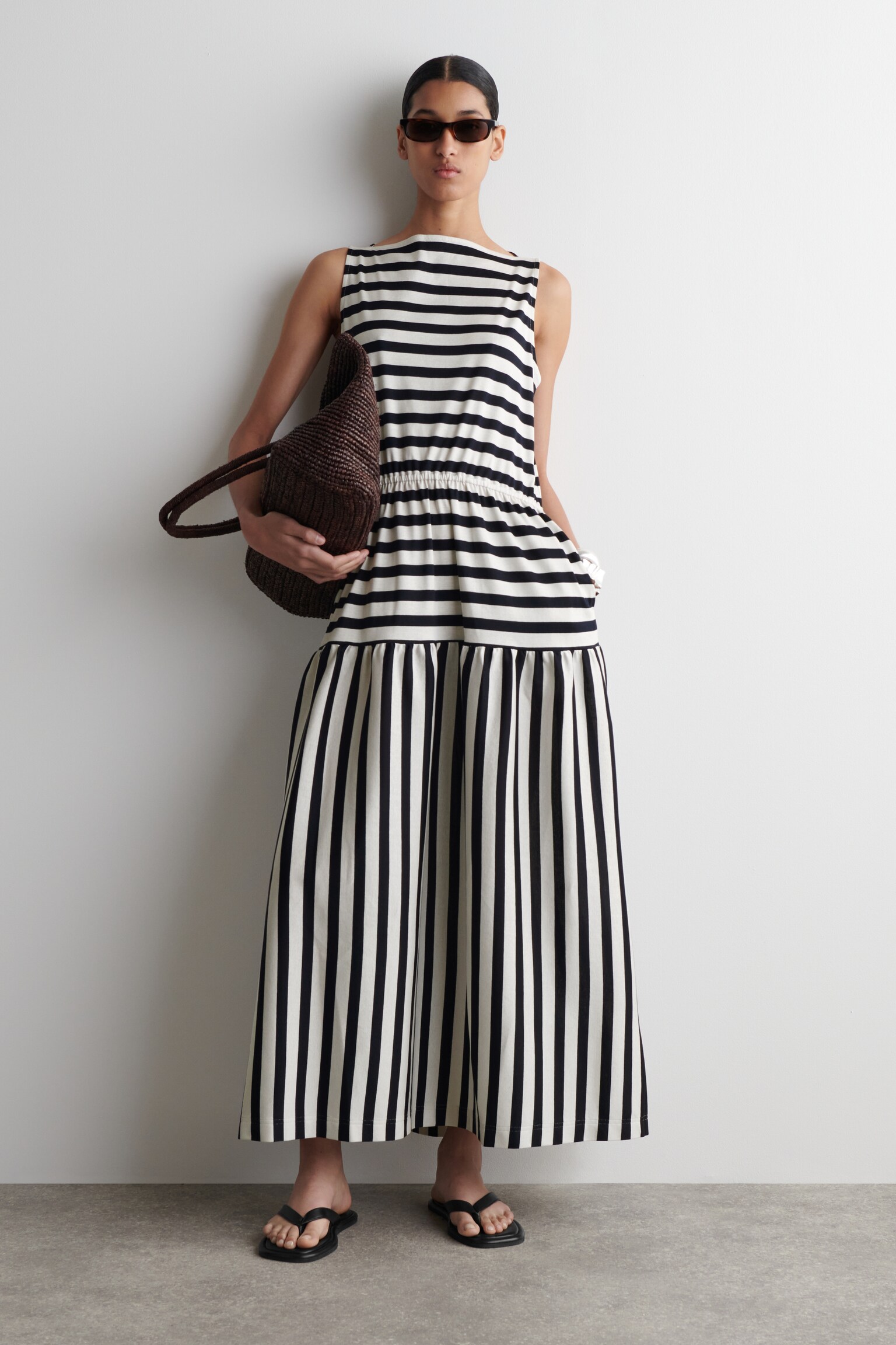 BOAT-NECK GATHERED MIDI DRESS - NAVY / WHITE / STRIPED/NAVY - 1