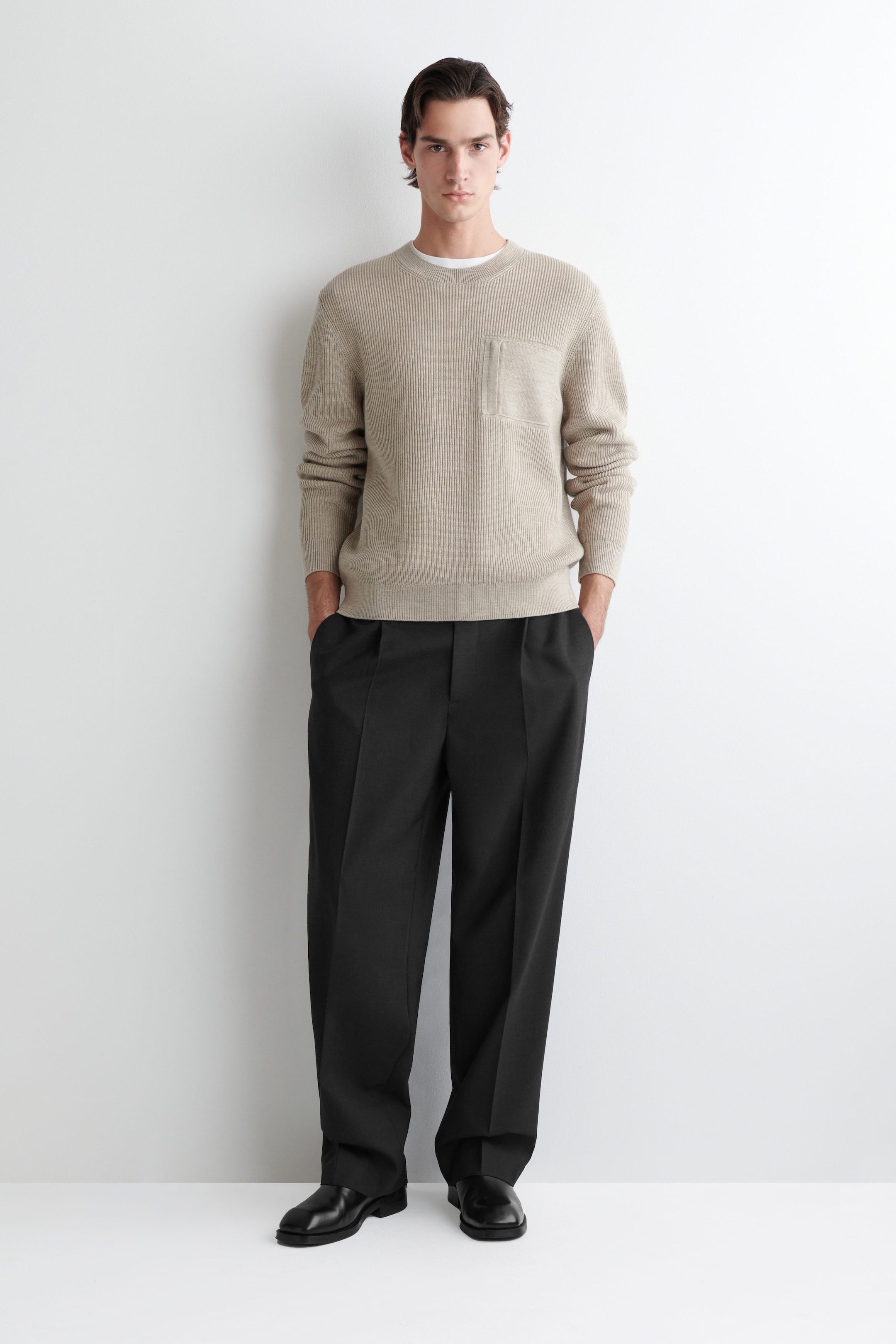 POCKET-DETAIL WOOL CREW-NECK SWEATER
