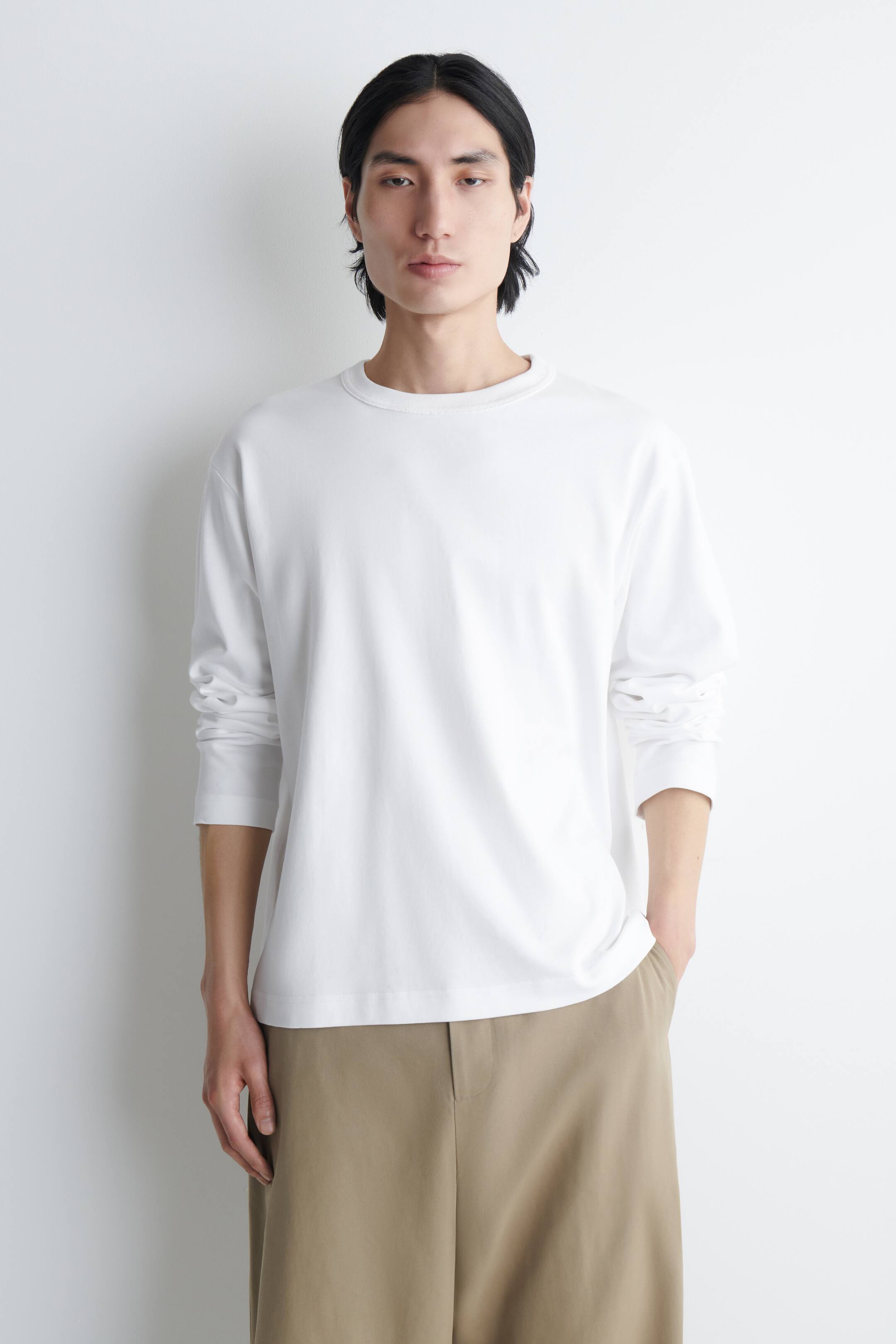 Agrandir l'image: T-SHIRT DÉCONTRACTÉ À MANCHES LONGUES EN JERSEY - BLANC - HOMME | H&M FR 1