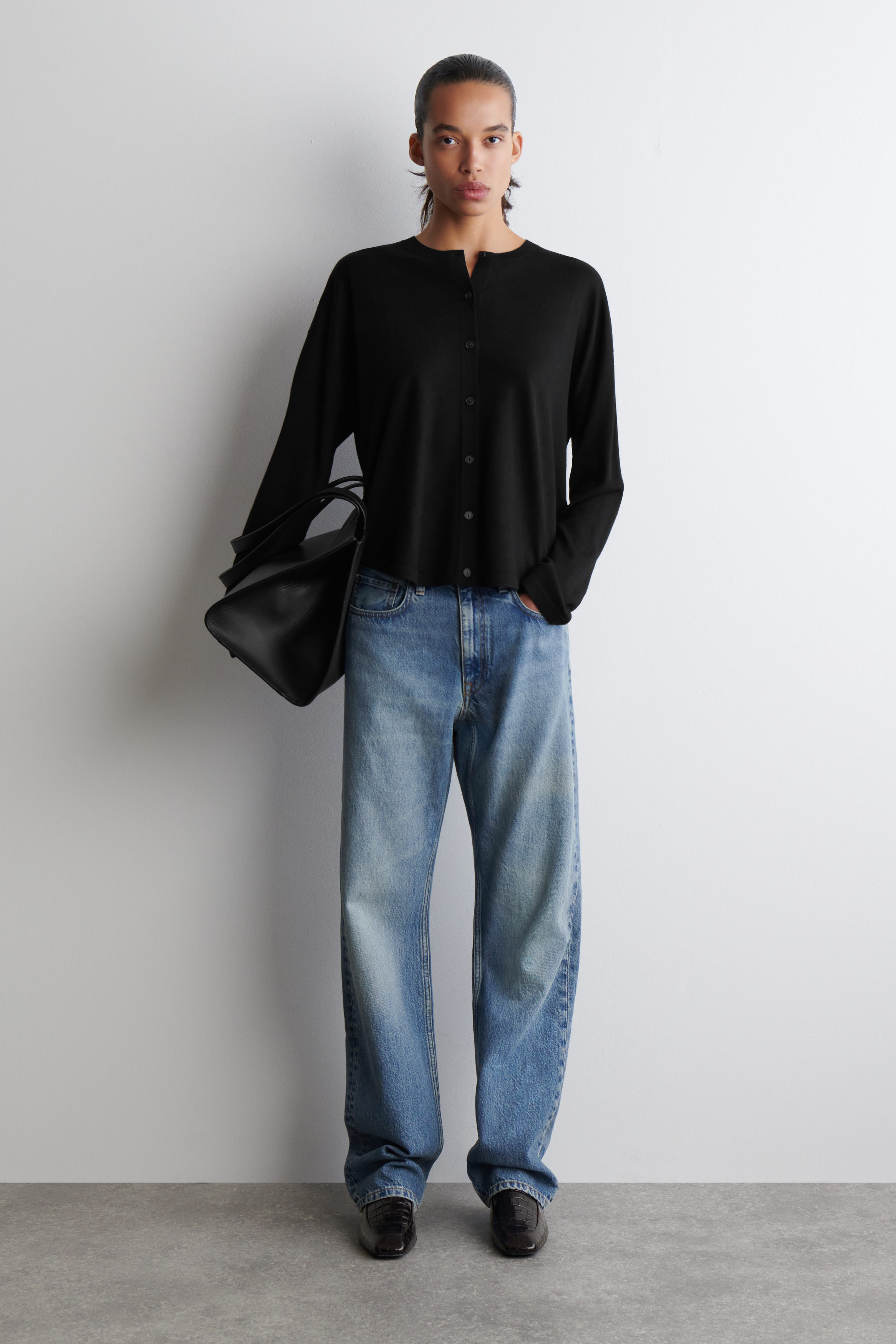 ★LMOOD★ Cottage Natural Yarn Round Cardigan Black MUSINSA | LMOOD Cottage Natural Yarn Round Cardigan Black