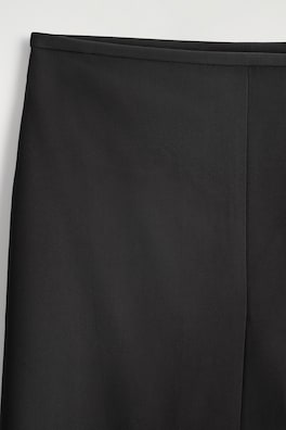 MIDI PENCIL SKIRT — BLACK 1
