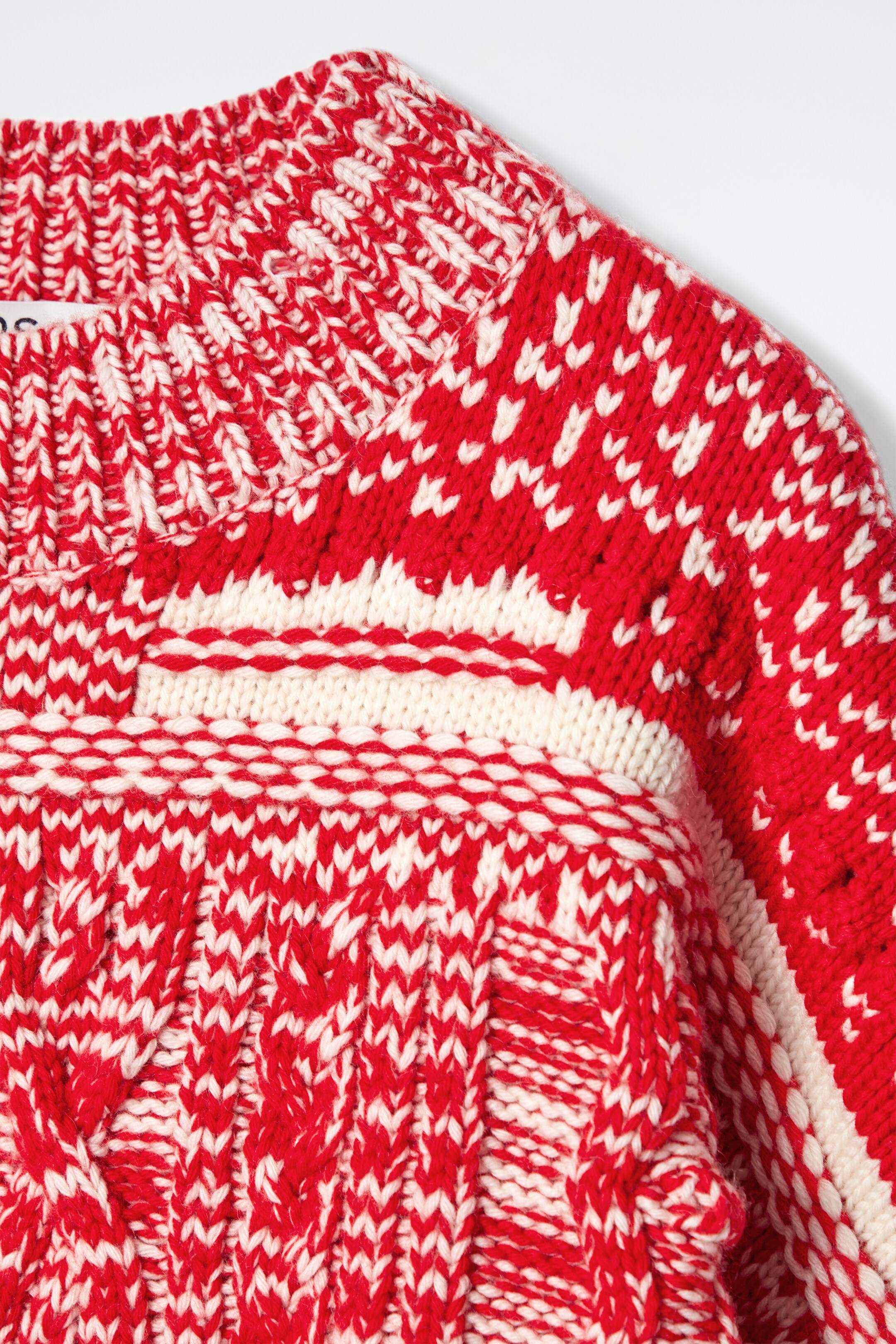 View larger image: FAIR ISLE MERINO WOOL JUMPER - RED / CREAM - Ladies | H&M GB 8