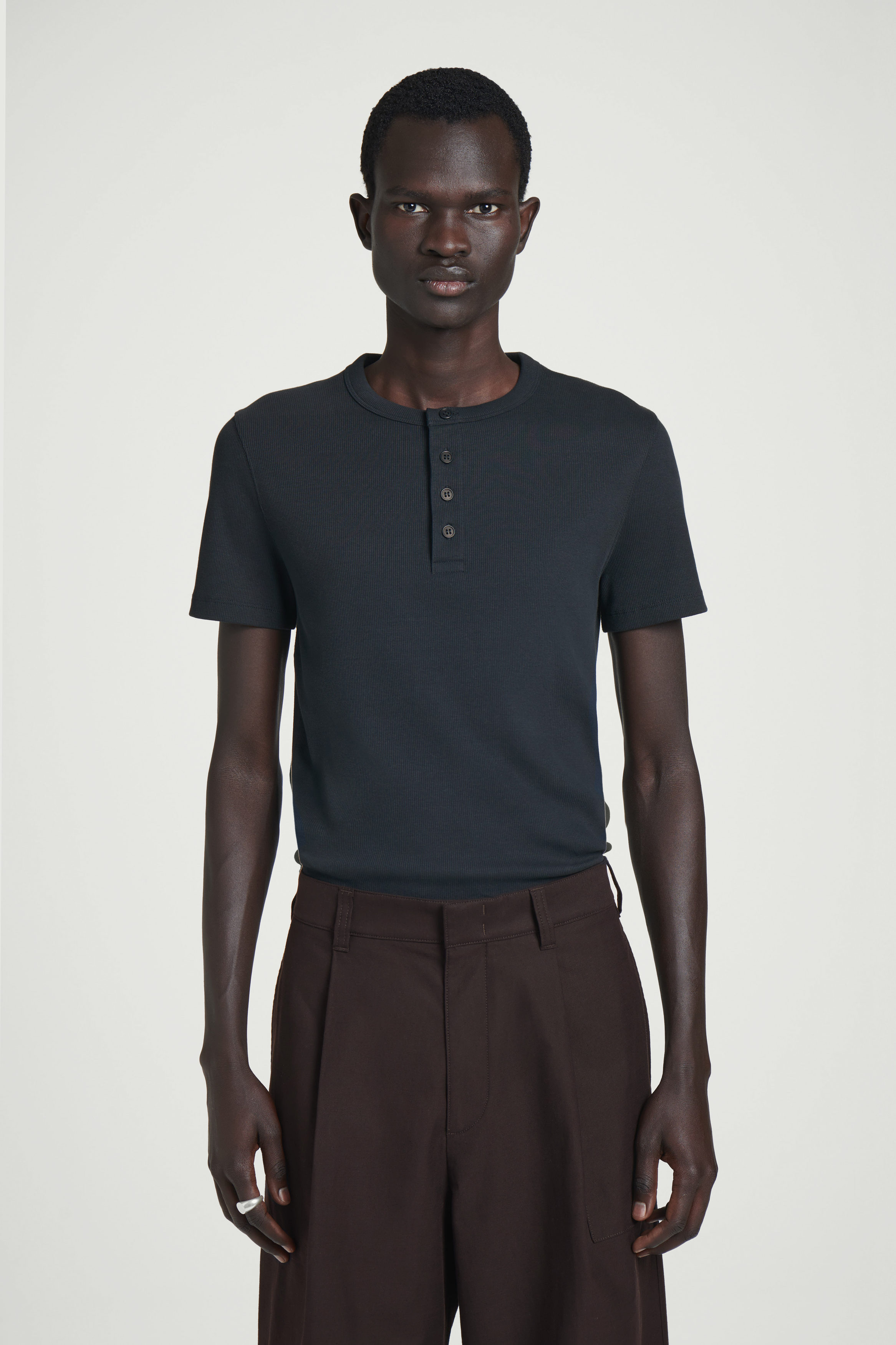 【KOOLOSET】Pigment Ribbed Henley Neck Muscle Tee Amazon.com: Men's Ribbed Henley T-Shirt Slim Fit Muscle