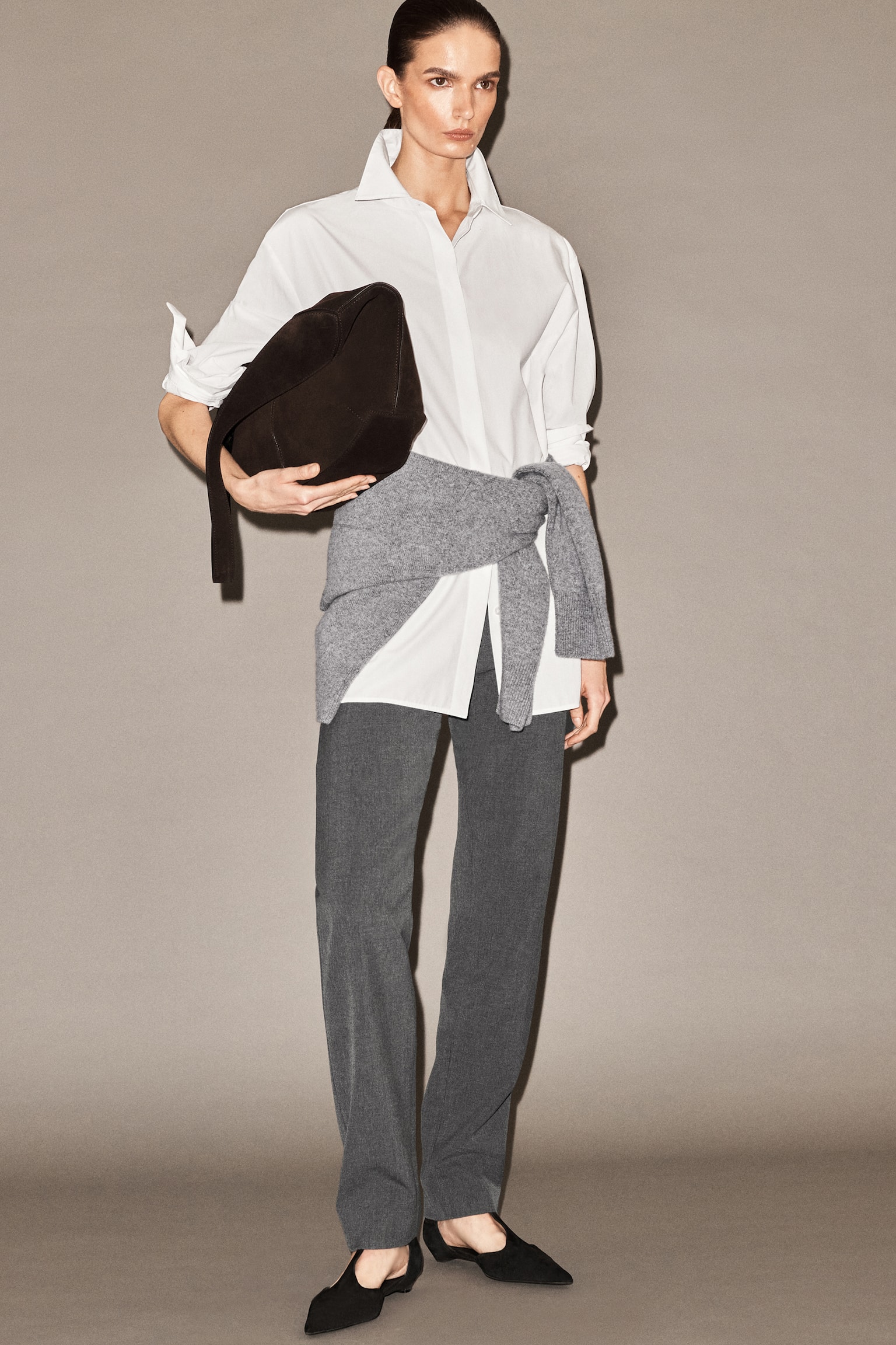 SPODNIE Z PROSTYMI NOGAWKAMI O DOPASOWANYM KROJU - SZARY - 4