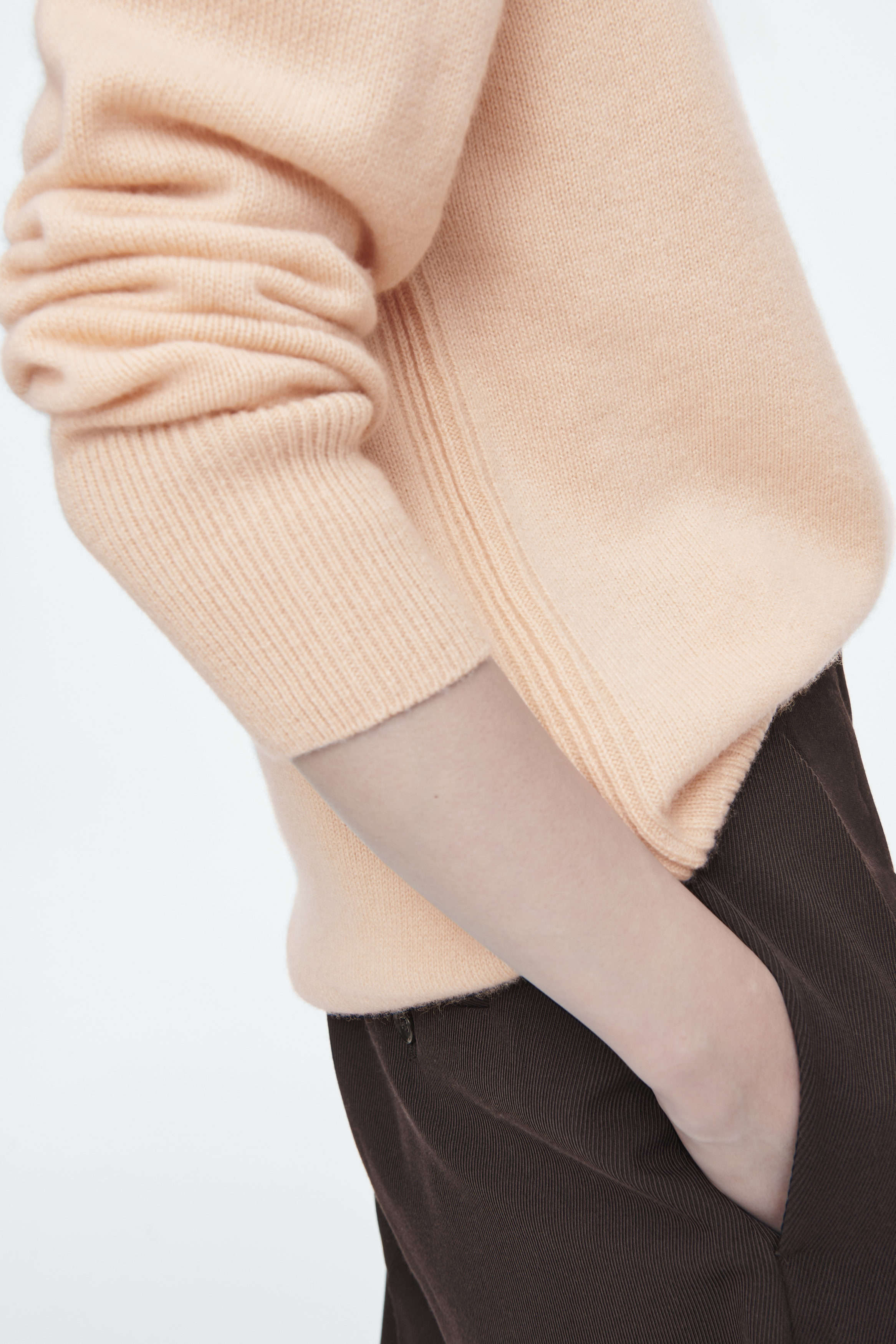 CASHMERE SWEATER - APRICOT | COS