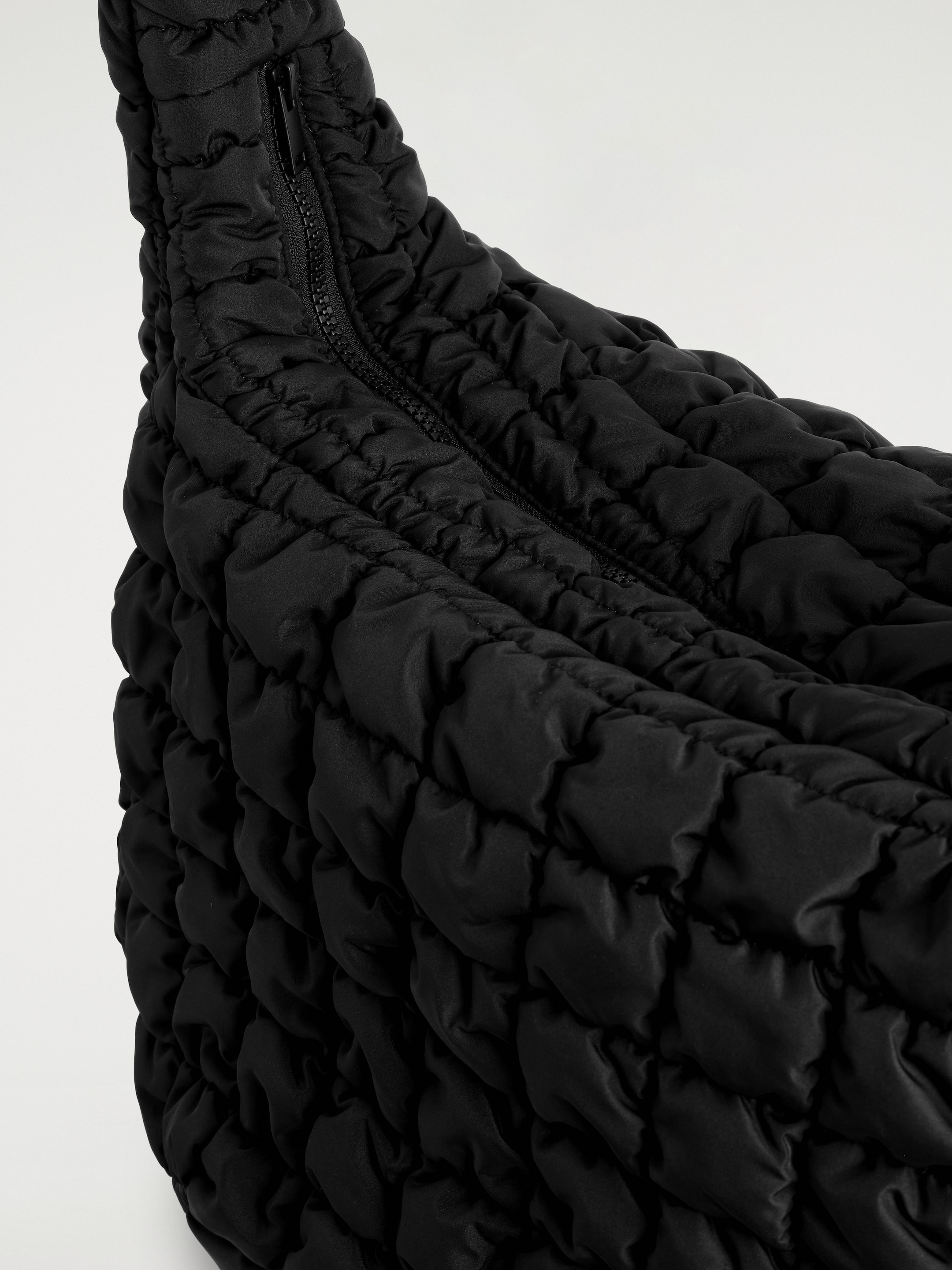 StillMedia/DescriptiveDetail