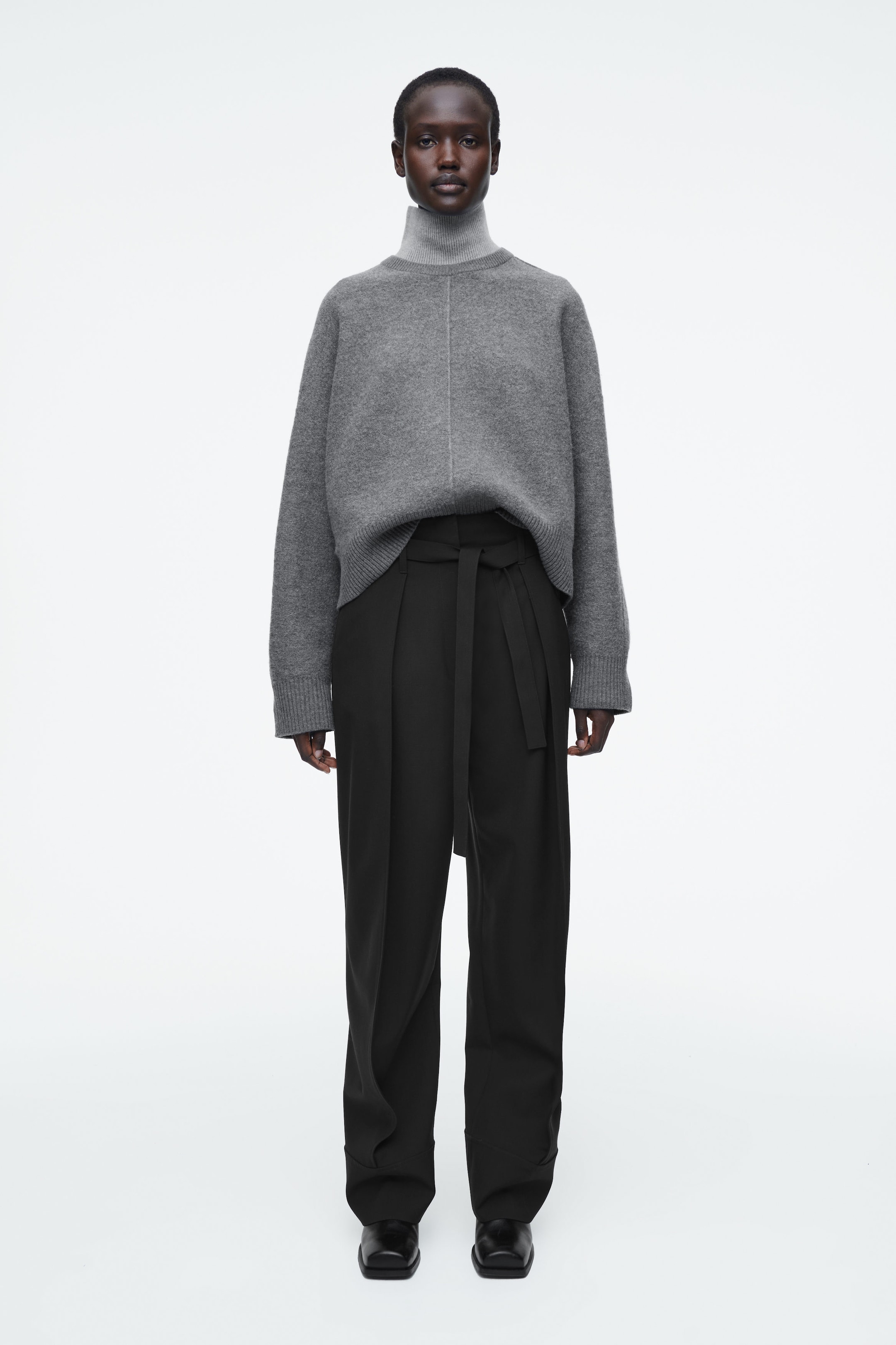 COLOUR-BLOCK LAYERED WOOL JUMPER