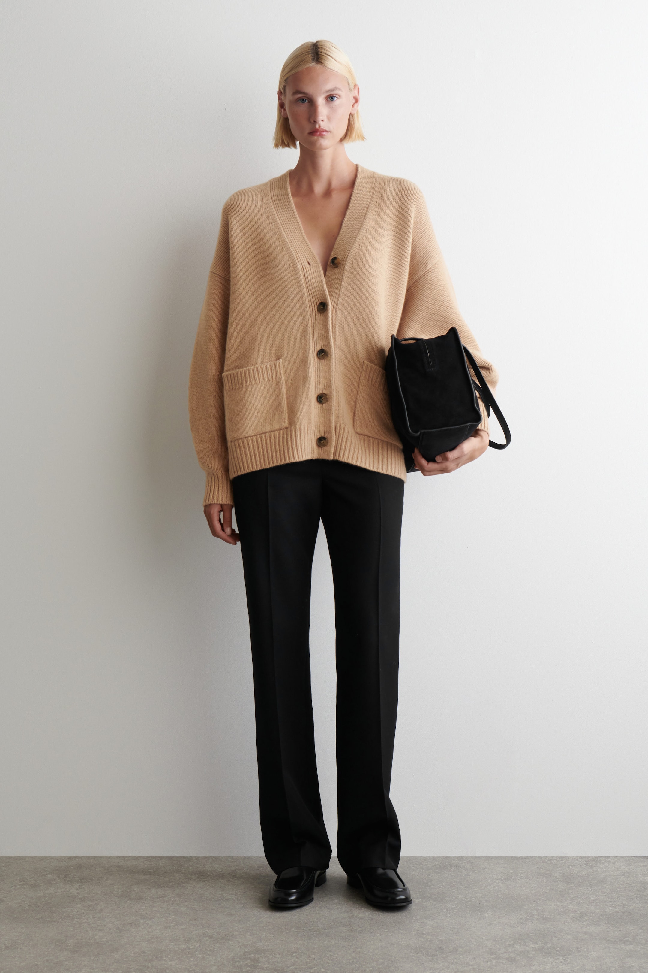 OVERSIZED CASHMERE-BLEND CARDIGAN