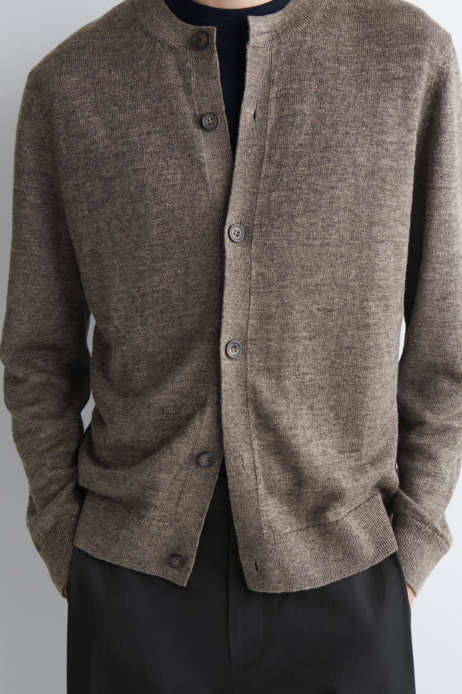 CARDIGAN EN MAILLE DE LIN - TAUPE CHINÉ - 5