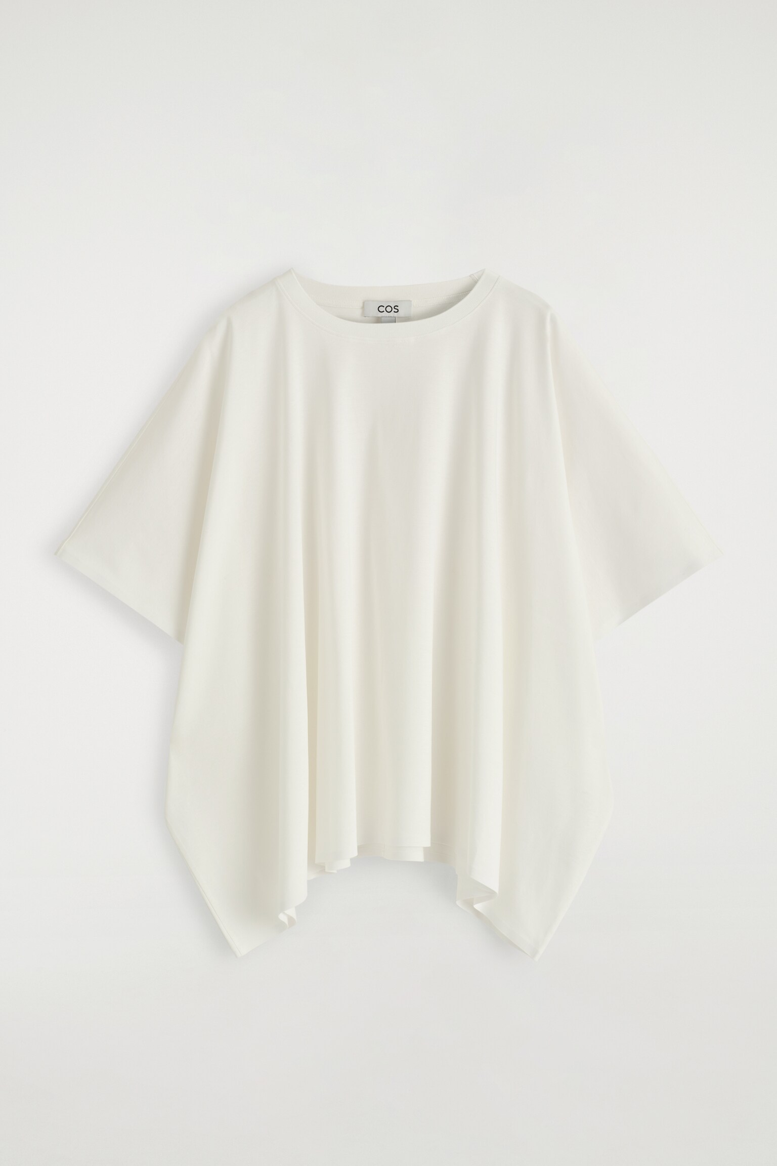 CAMISETA OVERSIZE CON MANGAS MURCIÉLAGO - BLANCO/NEGRO - 2