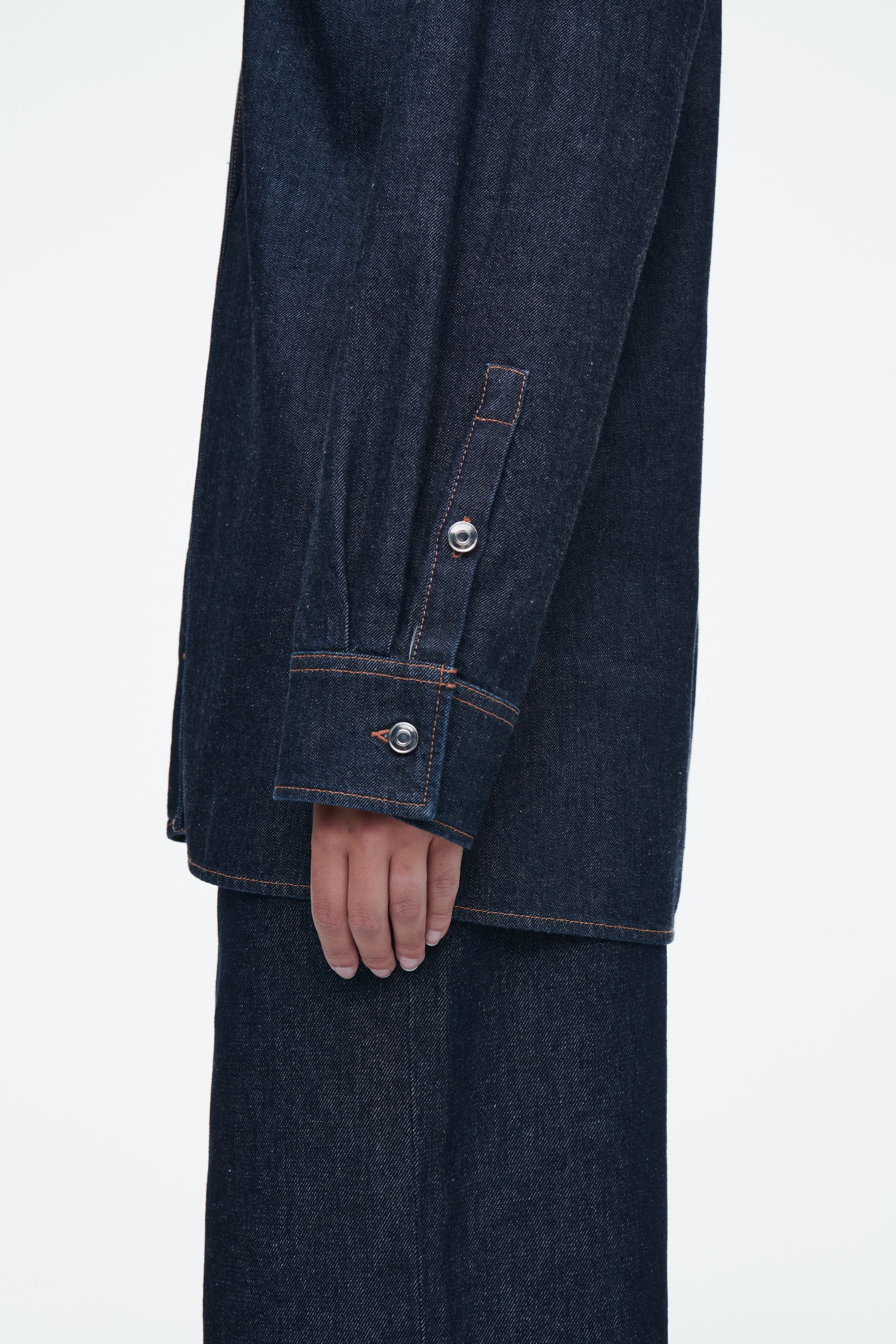 REGULAR TAILORED DENIM SHIRT