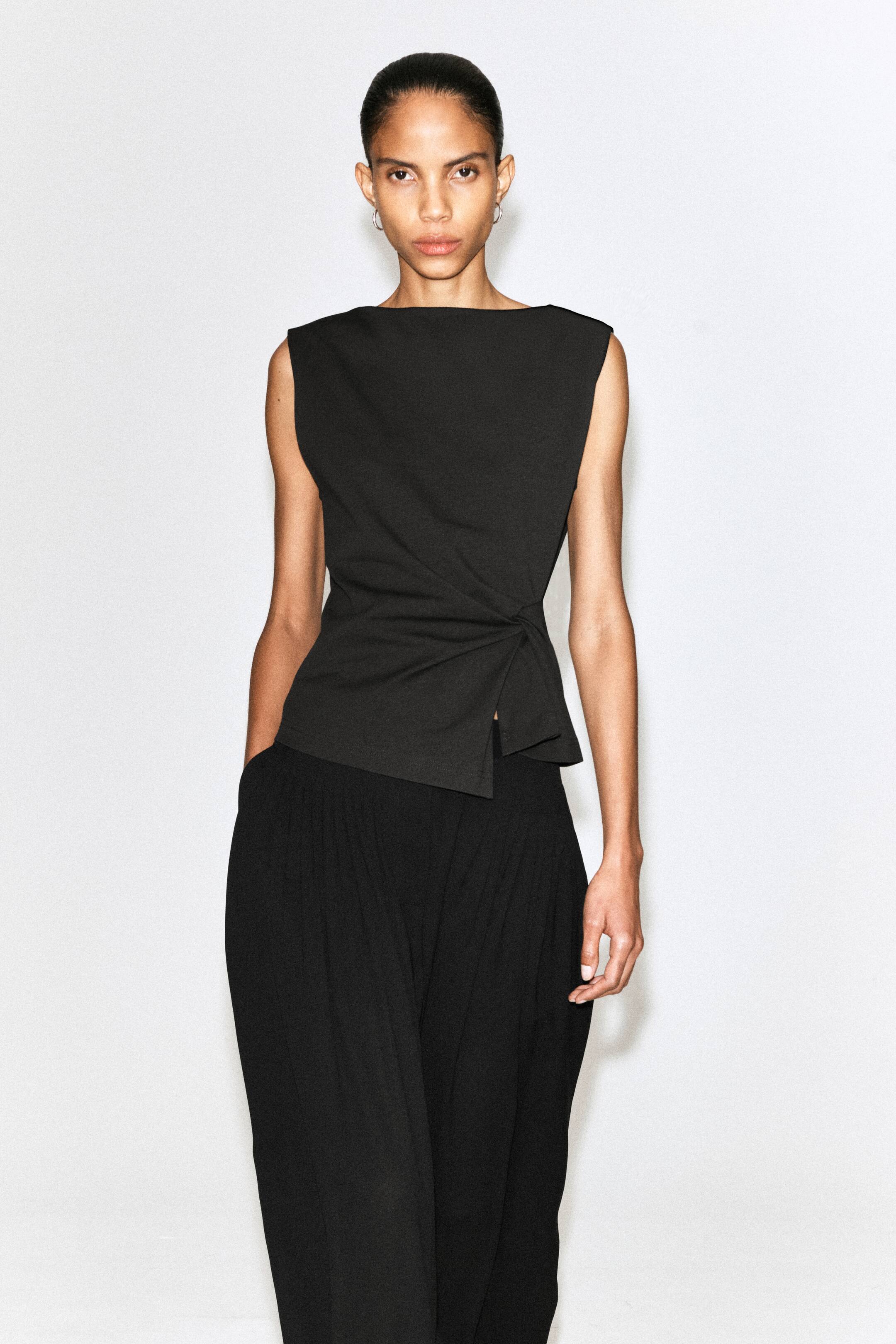 הצגת תמונה גדולה יותר: TWIST-DETAIL TOP - ירוק כהה - Ladies | H&M IL 1