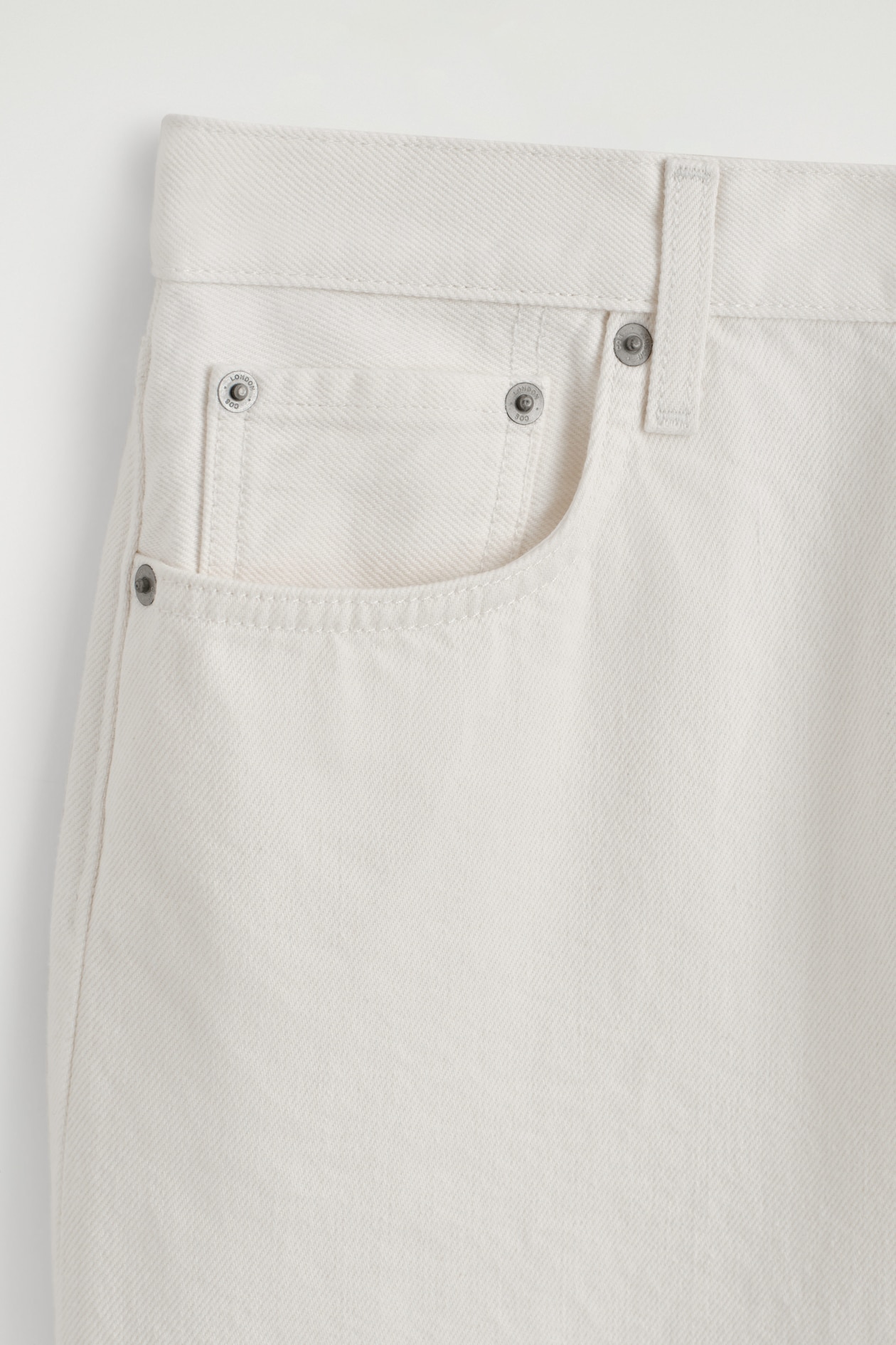 CHORD STRAIGHT-LEG JEANS — WHITE