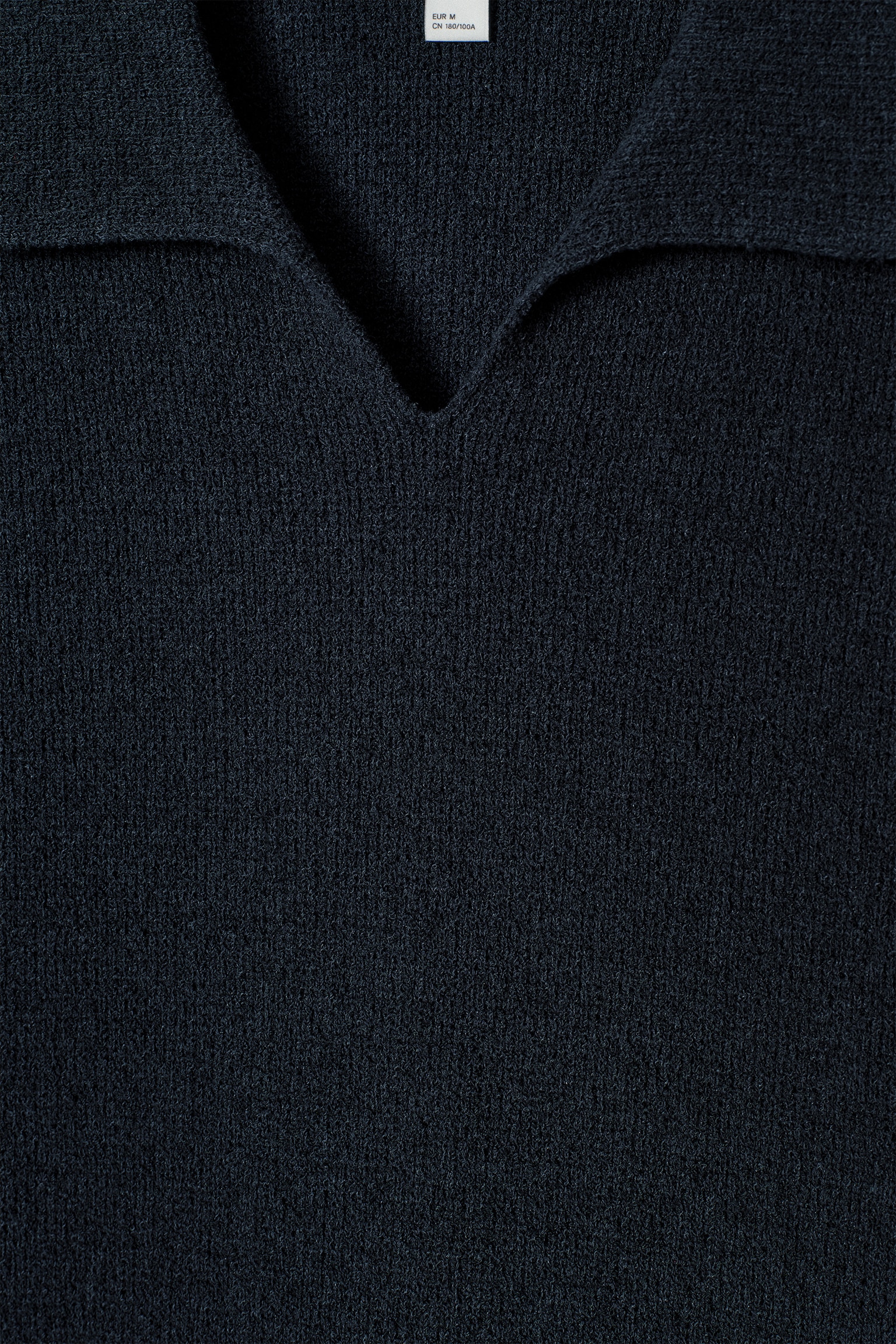 POLO À COL OUVERT EN MAILLE BOUCLÉE - BLEU MARINE/VERT - 8