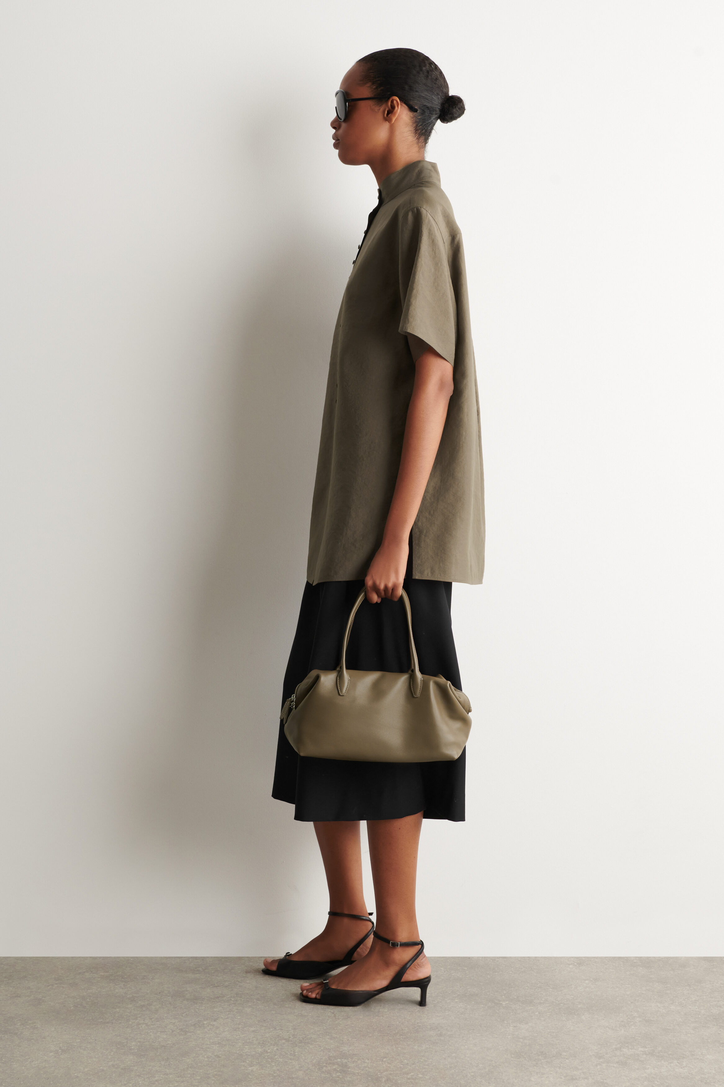 FLUID HIGH-COLLAR SHIRT - thumbnail 9