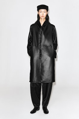 SHEARLING PILLBOX HAT — BLACK 2
