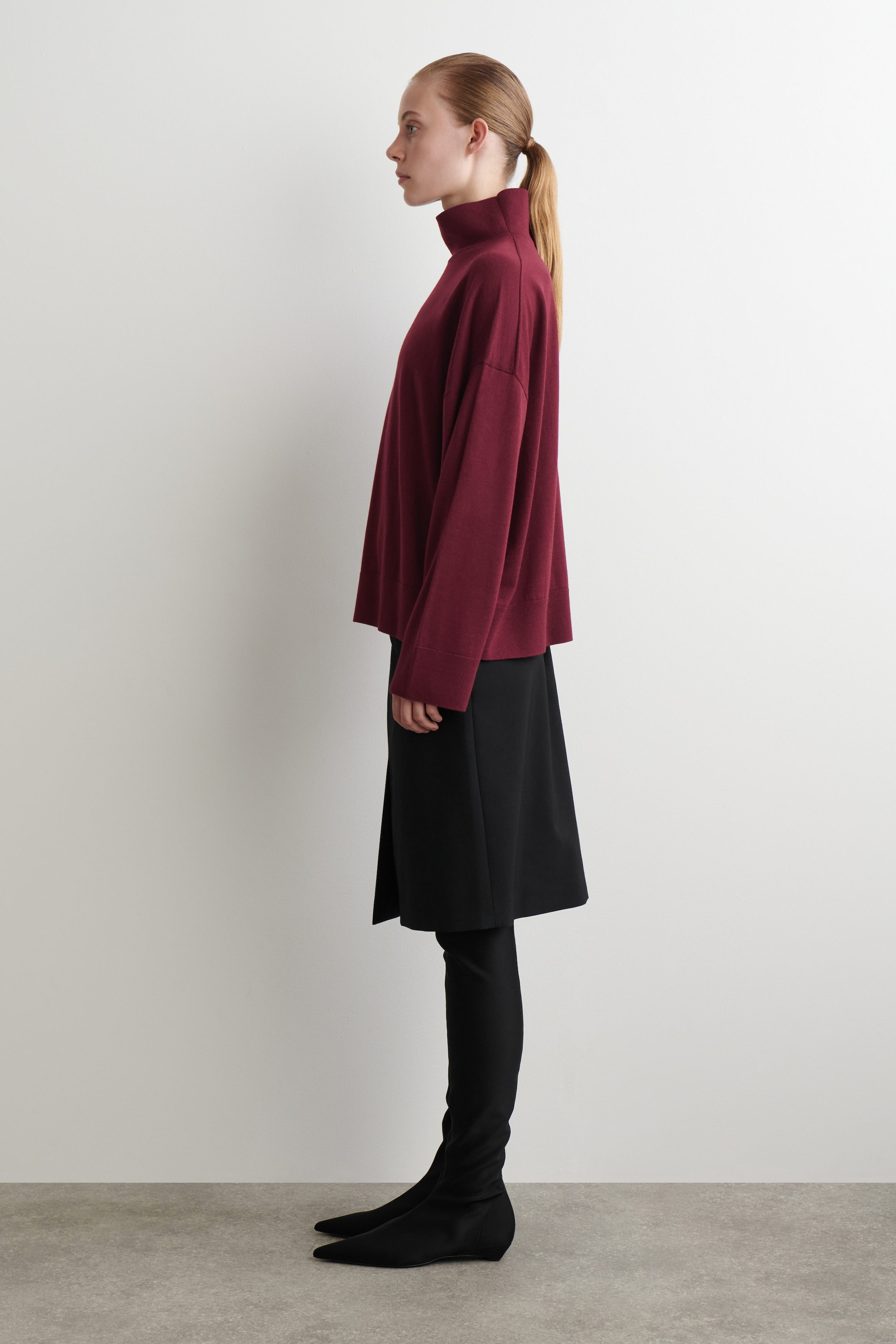 MERINO WOOL TURTLENECK SWEATER