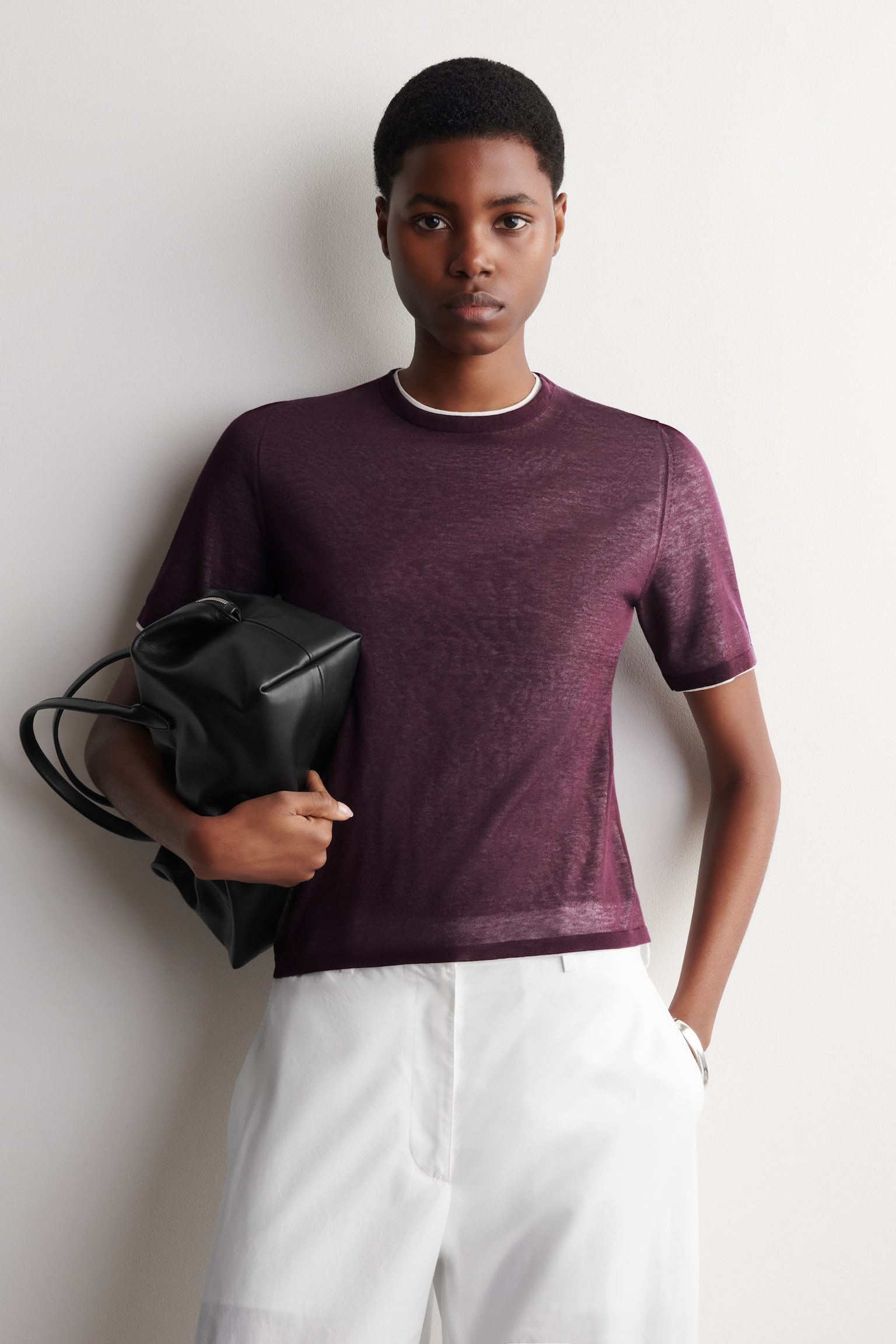 T-SHIRT I MJUK JERSEY OCH DUBBEL DESIGN - BURGUNDY/VIT - 1