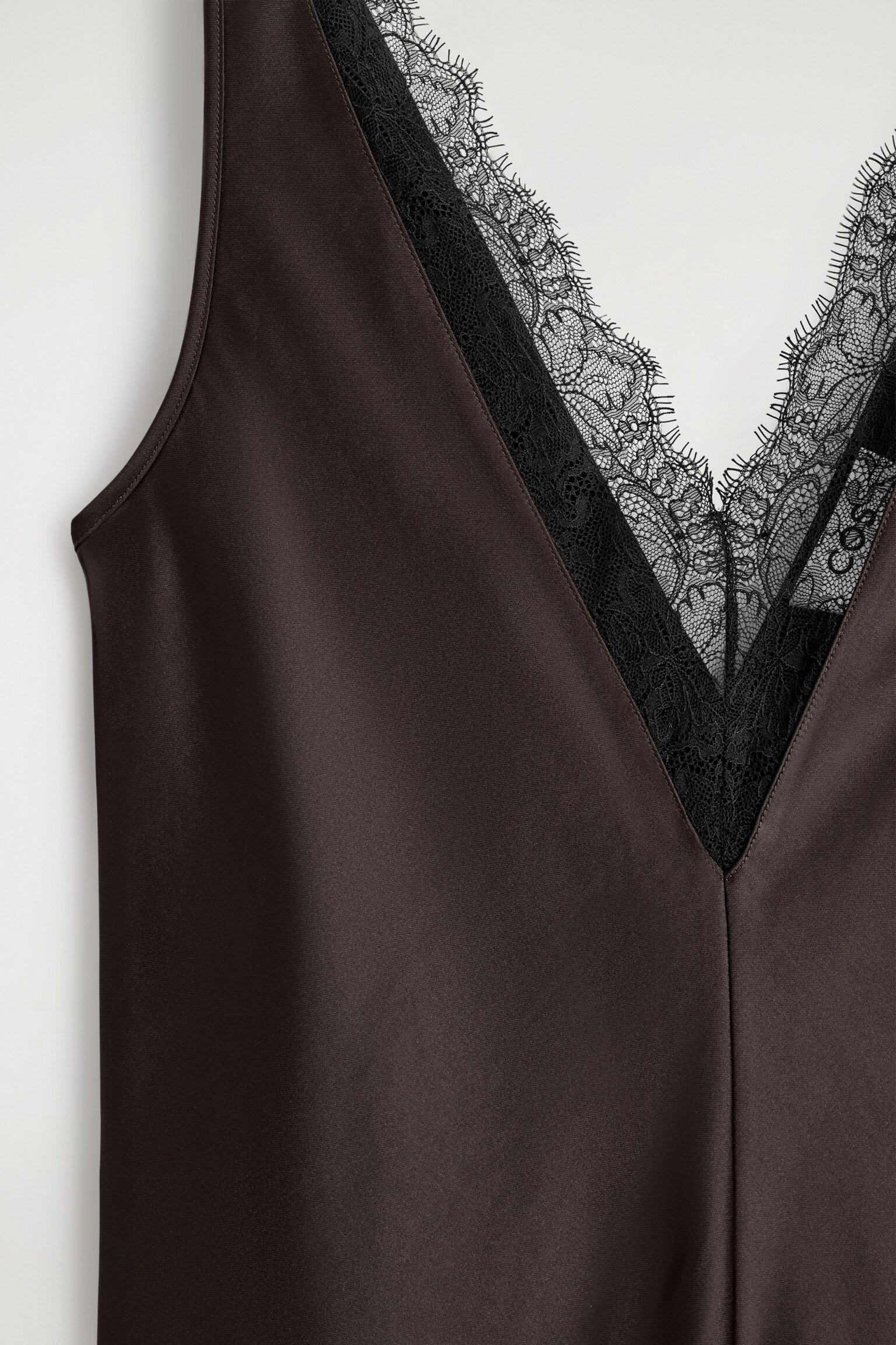 LACE-TRIMMED SATIN SLIP DRESS - BROWN - 2