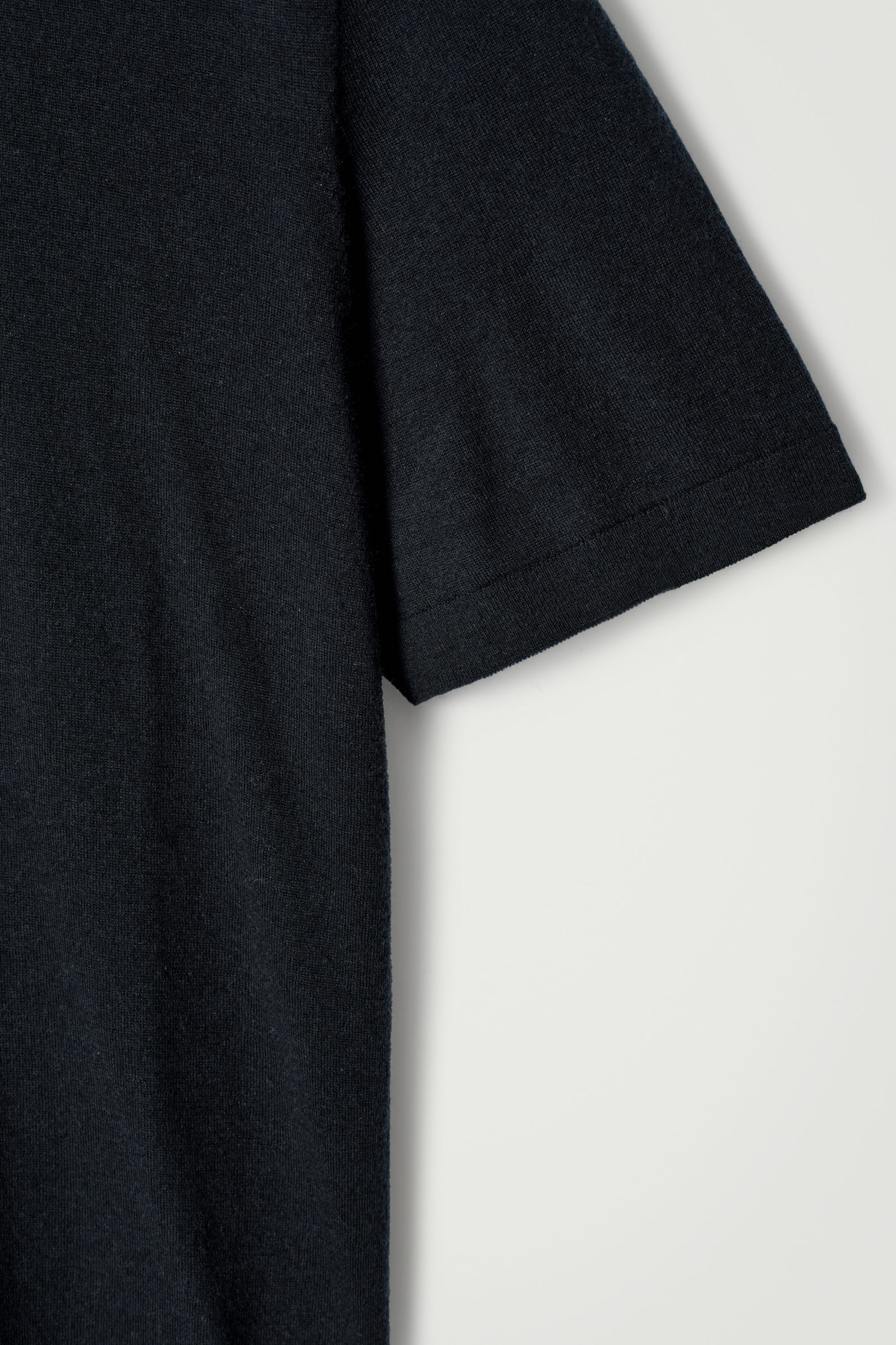 StillMedia/DescriptiveDetail