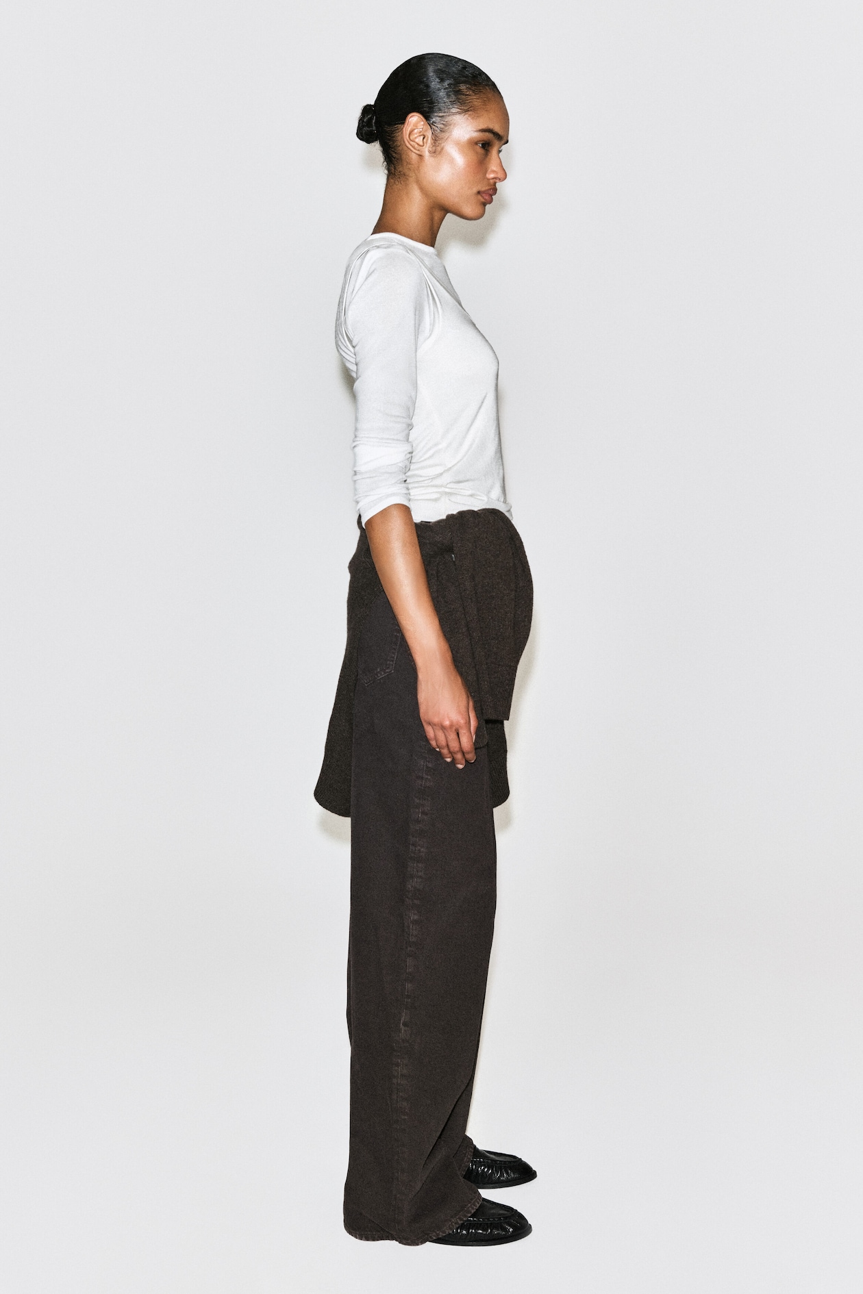 DIAL WIDE-LEG JEANS — BROWN