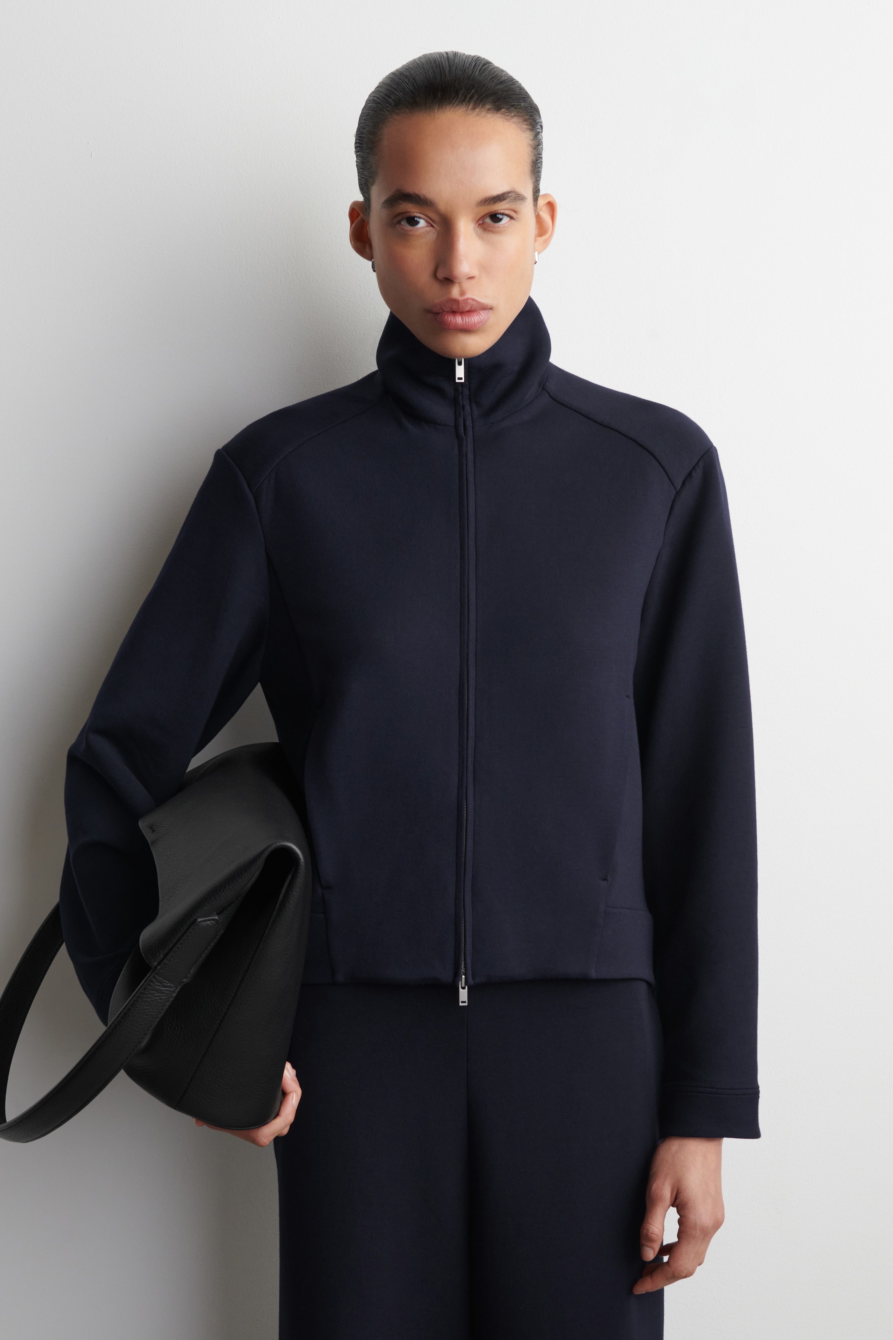SCUBA TRACK JACKET - NAVY