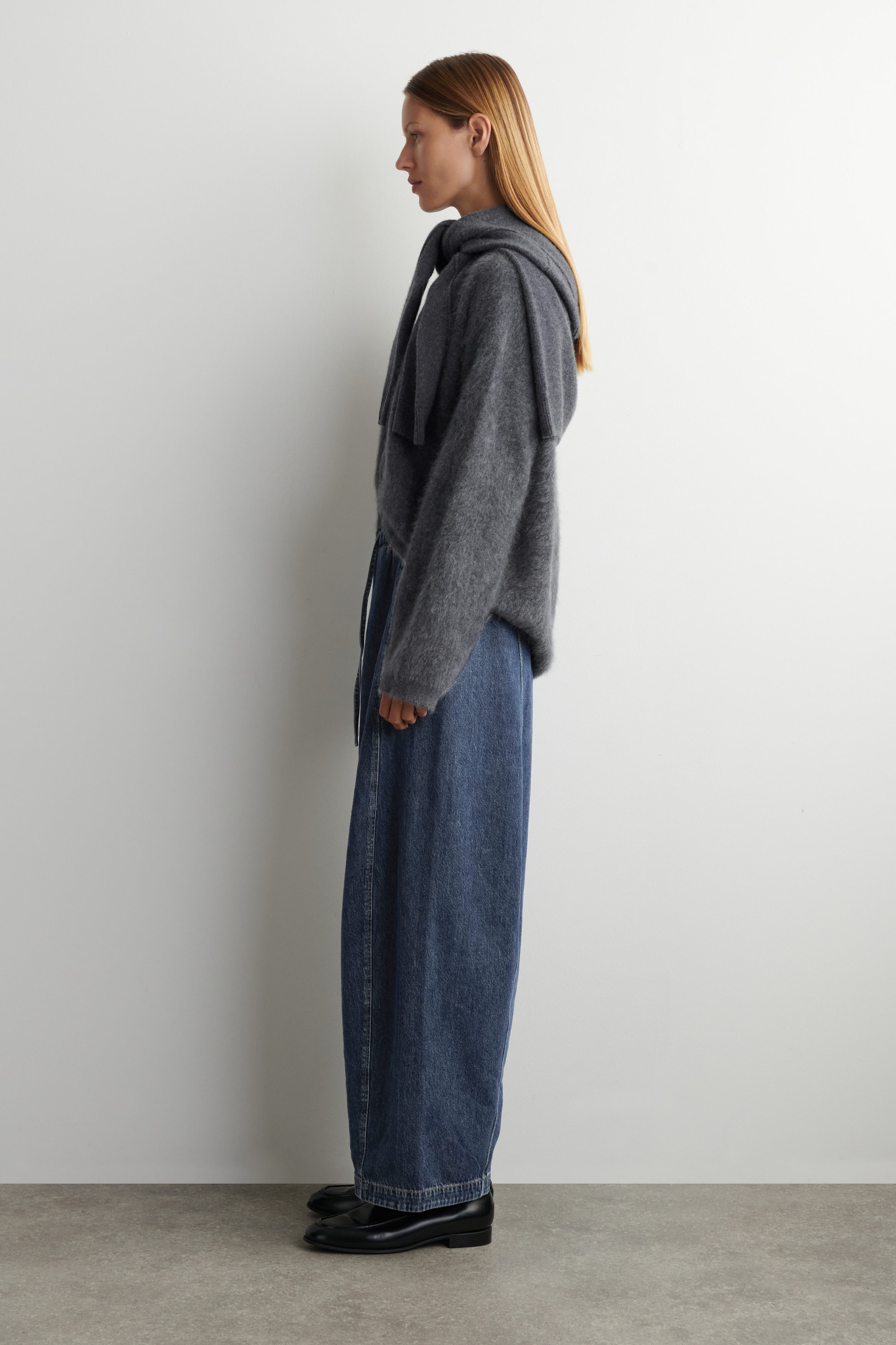 BARREL-LEG DENIM DRAWSTRING PANTS