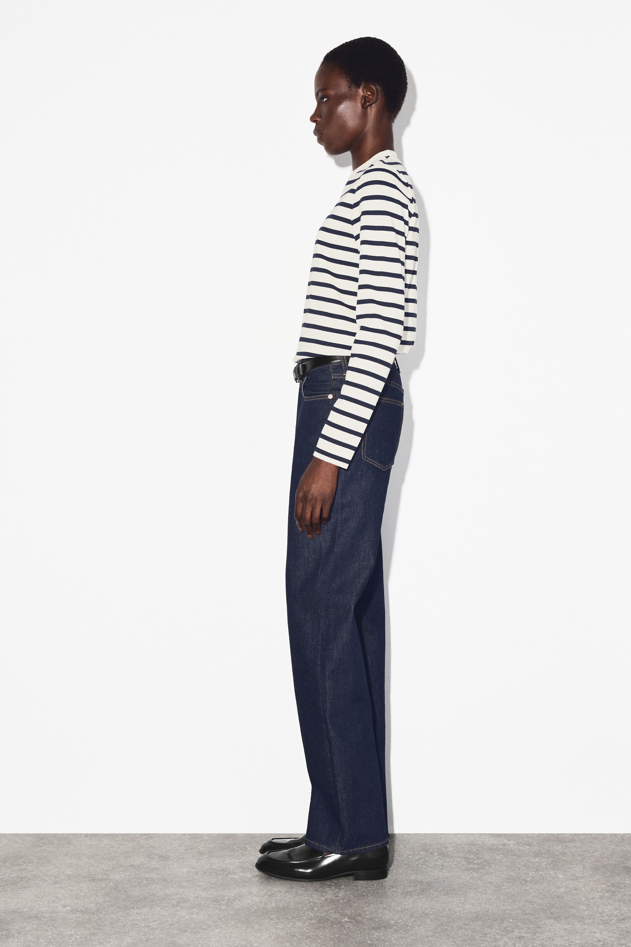 Nagyobb kép megtekintése: LETISZTULT VONALÚ, NORMÁL VÁGÁSÚ, HOSSZÚ UJJÚ PÓLÓ - Tengerészkék / csíkos - NŐI | H&M HU 4