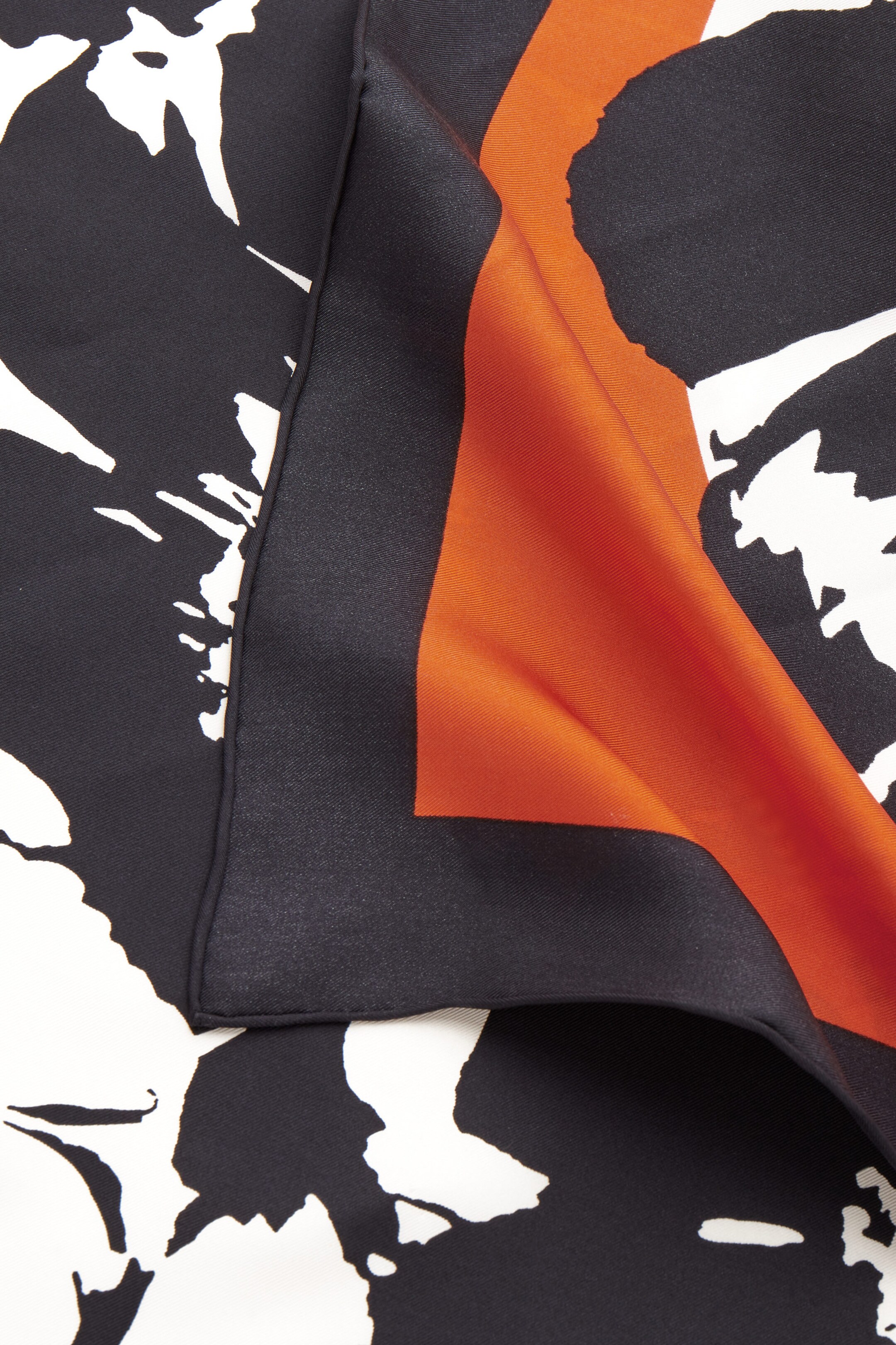 StillMedia/DescriptiveDetail