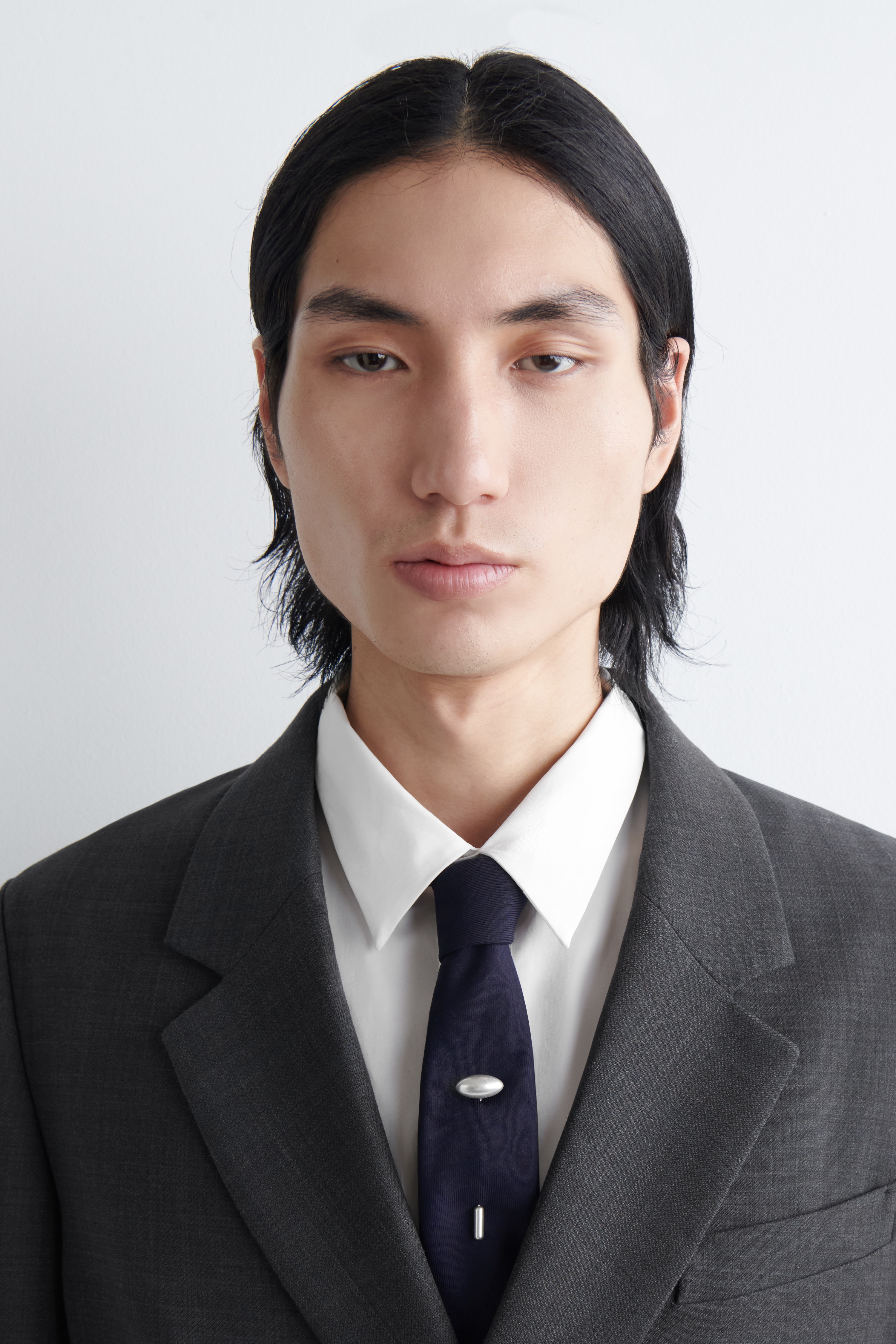 FERMACRAVATTA CON DETTAGLIO A CIOTTOLO - ARGENTO