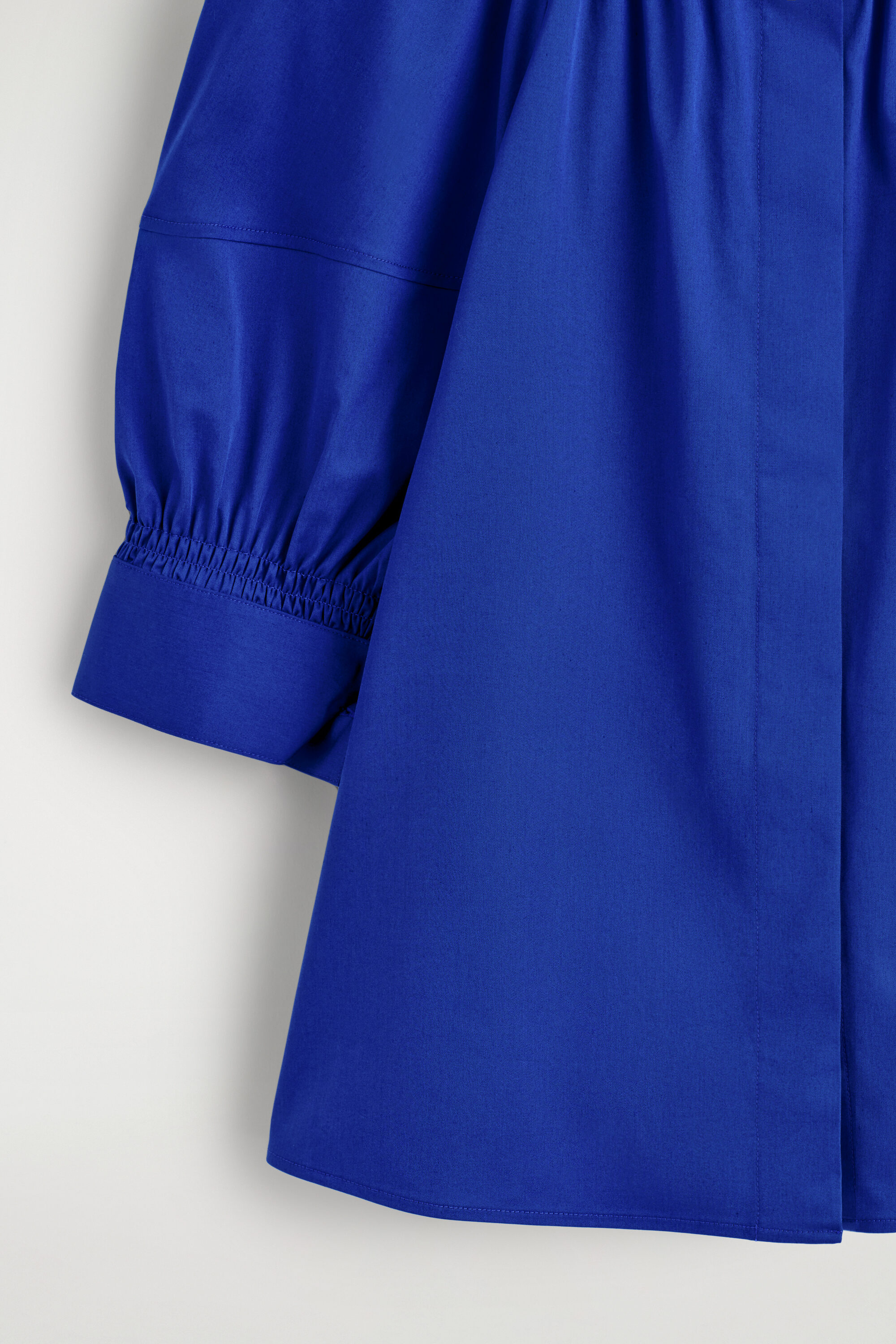 SMOCKED PUFF-SLEEVE BLOUSE - BLUE | COS CA