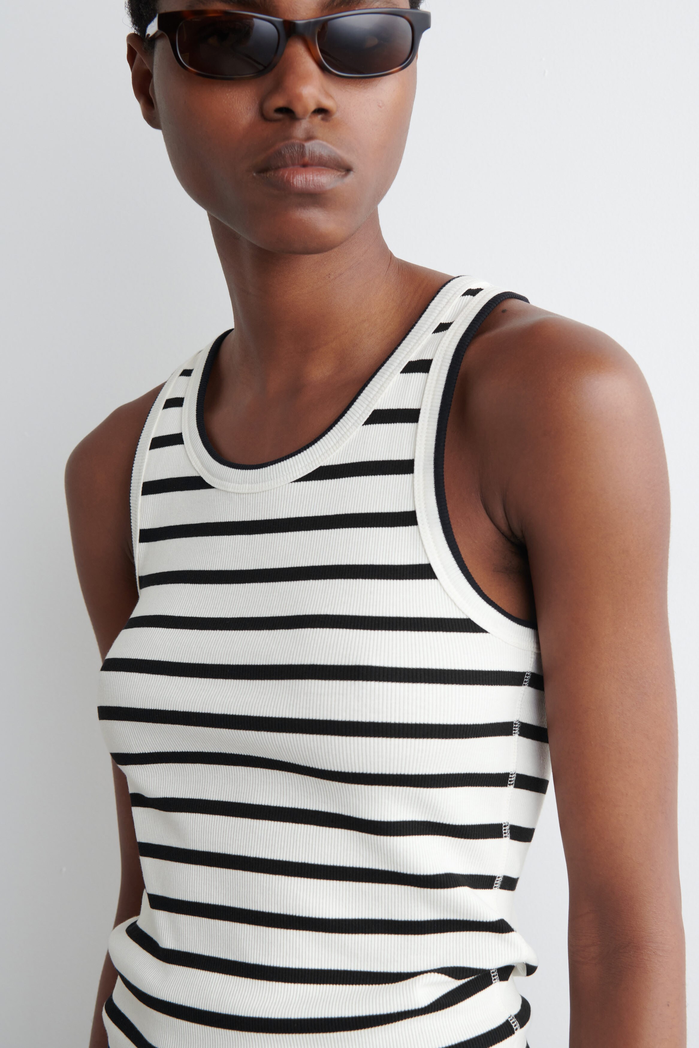 RIBBED TANK TOP - BLACK / WHITE / STRIPED | COS