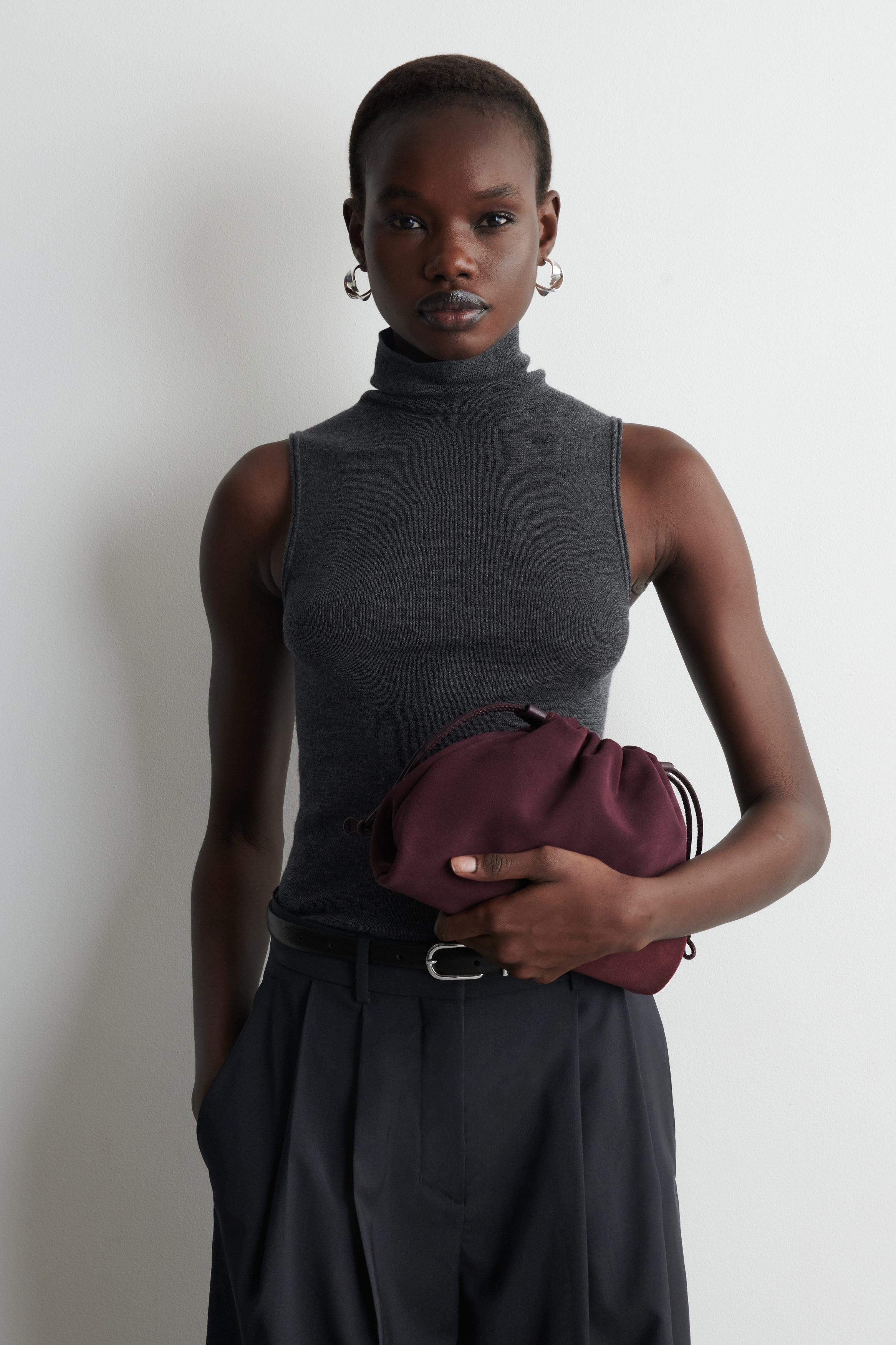 MINI CAVATELLI CLUTCH BAG - LEATHER - BURGUNDY | COS US