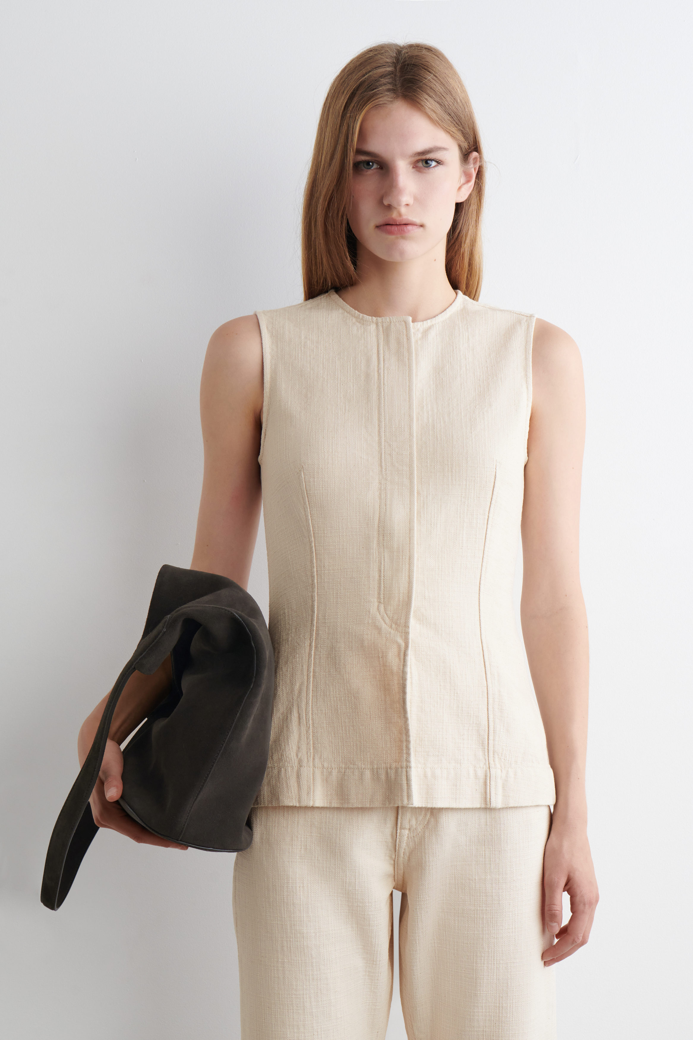 お歳暮 人気 オシャレ TOP DENIM SLEEVELESS - COS | OFF-WHITE トップス