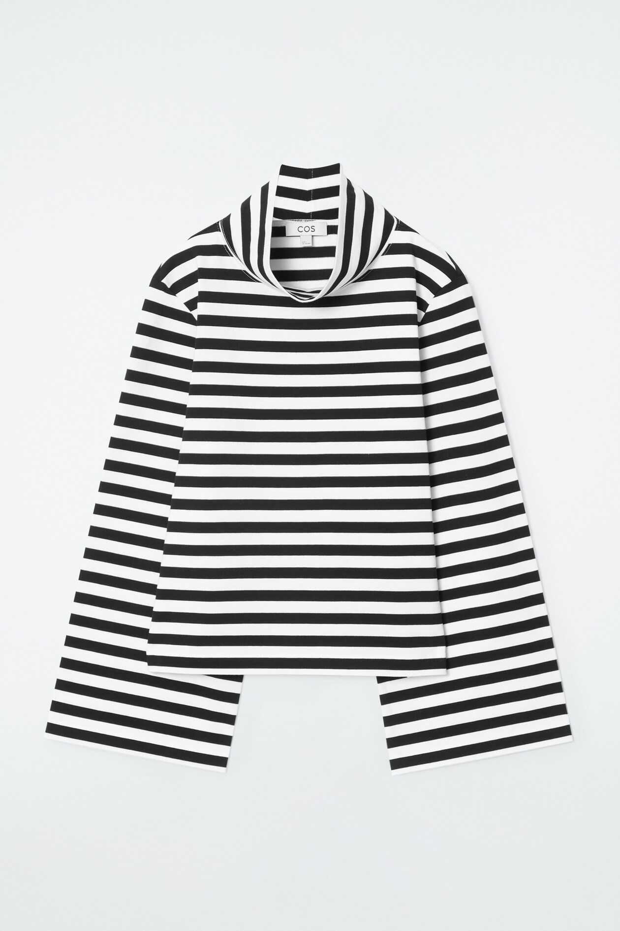 FUNNEL-NECK STRIPED LONG-SLEEVED T-SHIRT - BLACK / WHITE / STRIPED ...