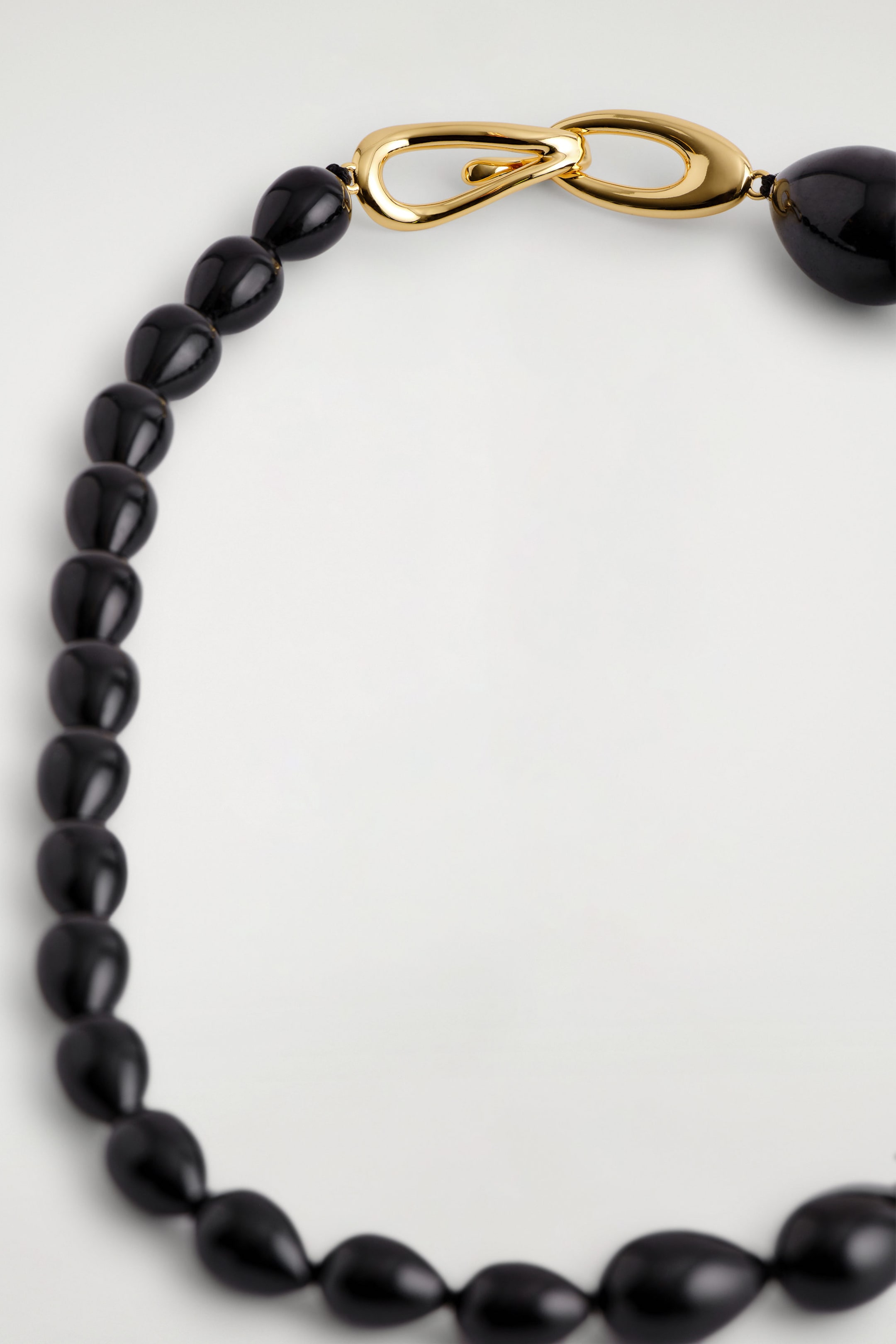 COLLIER DE PERLES D'ONYX