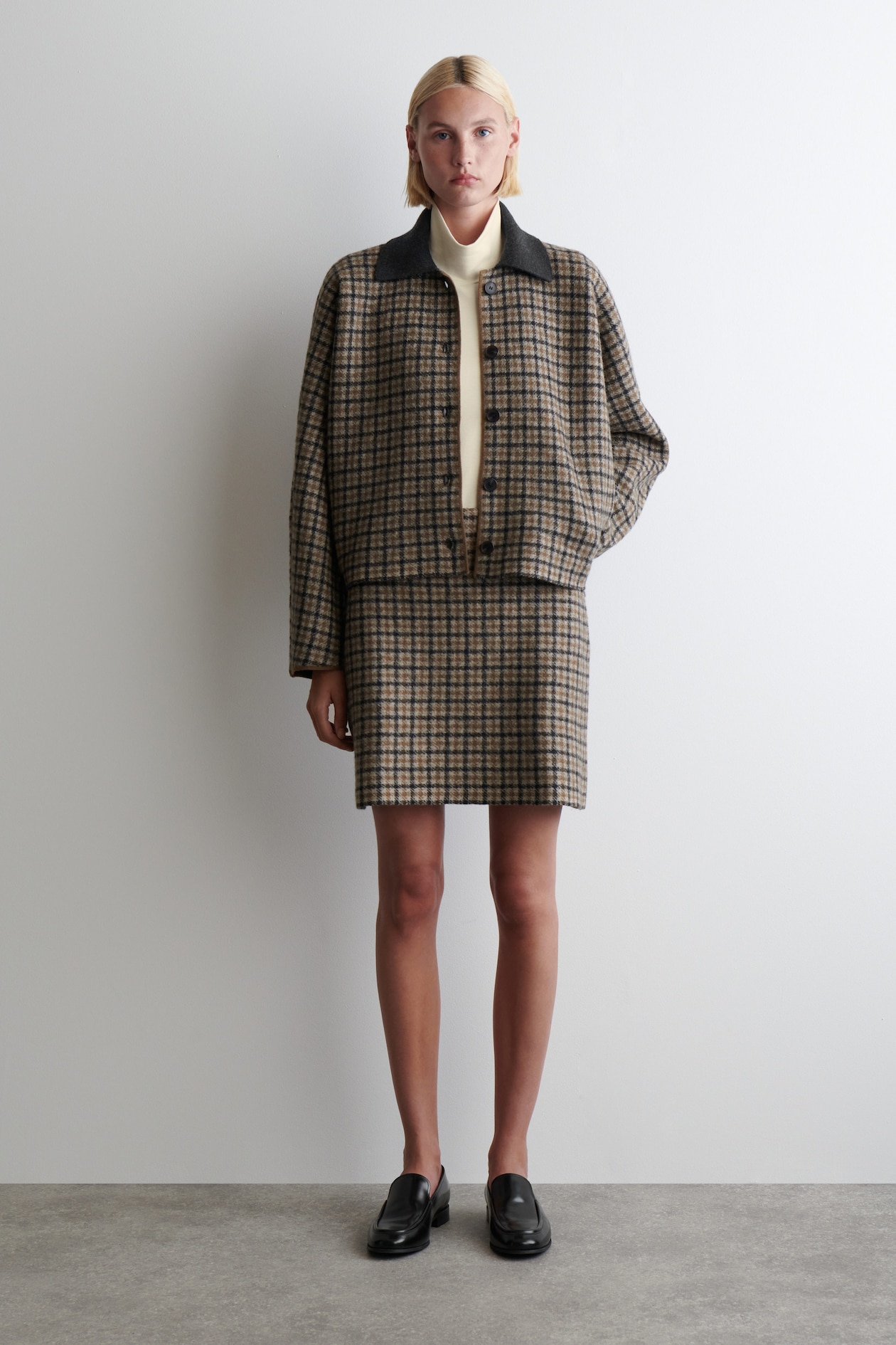 MERINO WOOL MINI SKIRT - BEIGE / CHECKED | COS NL