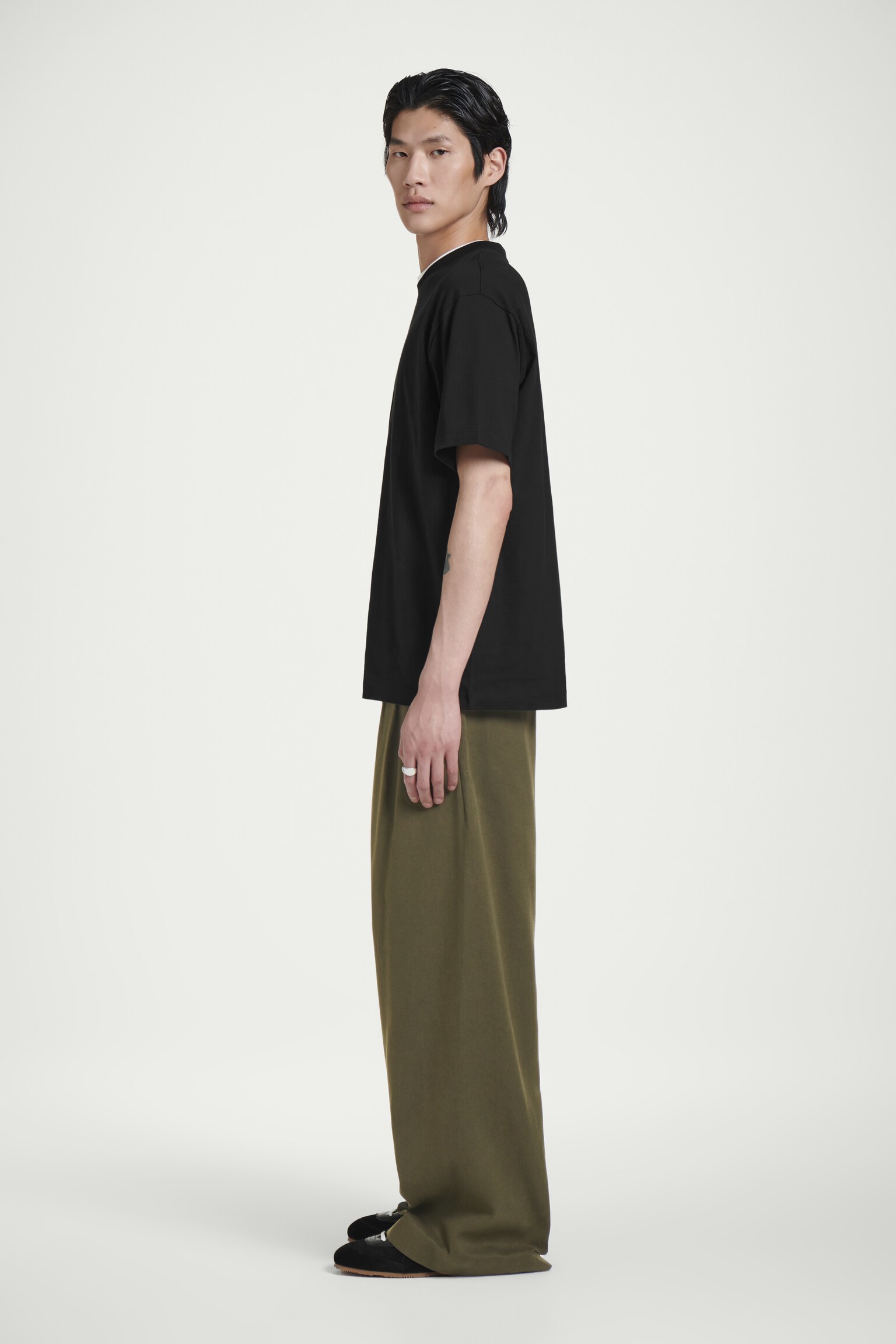 CAMISETA OVERSIZE DE ALGODÓN - NEGRO/AZUL MARINO - 5