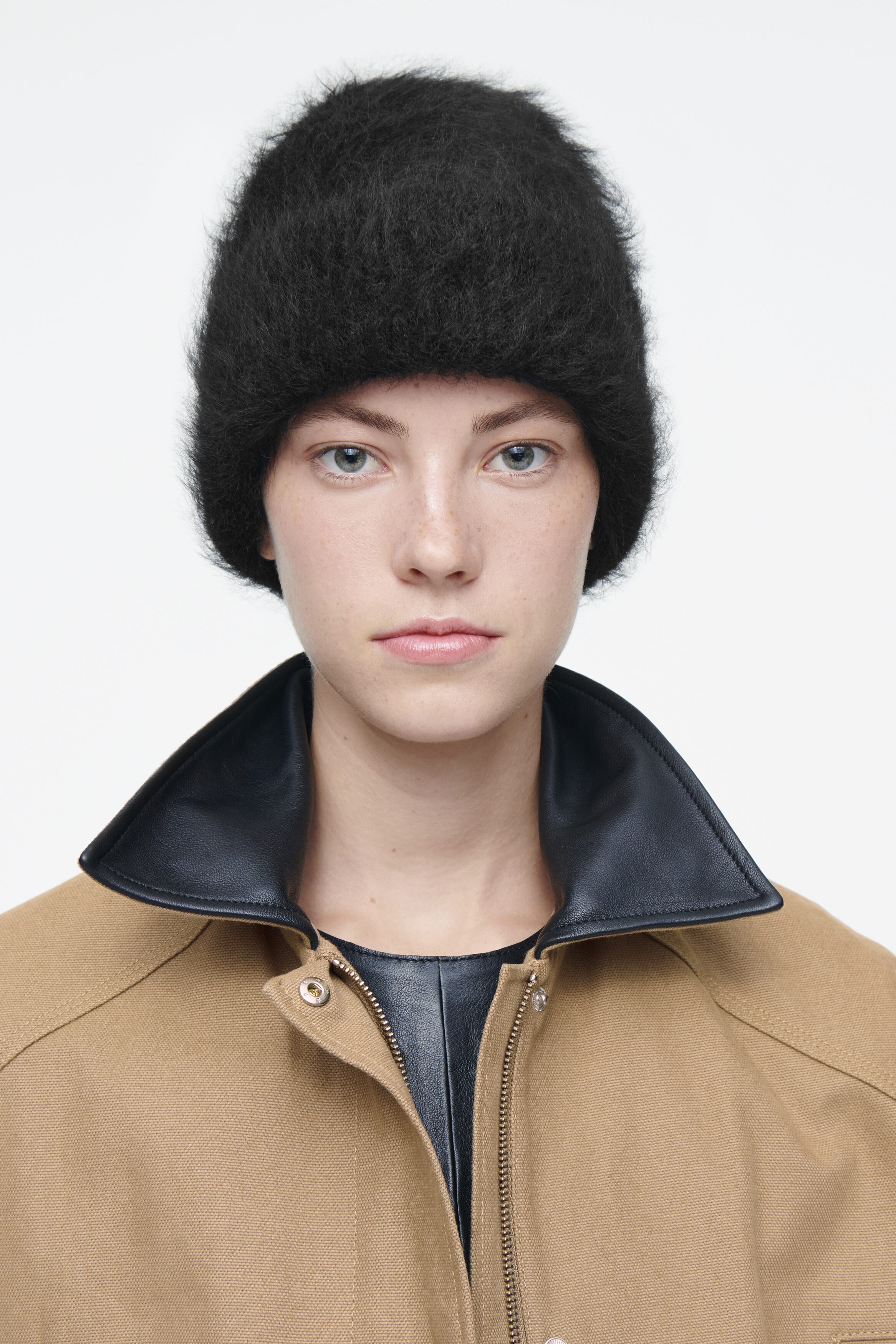 RIBBED MOHAIR BEANIE - BLACK | COS