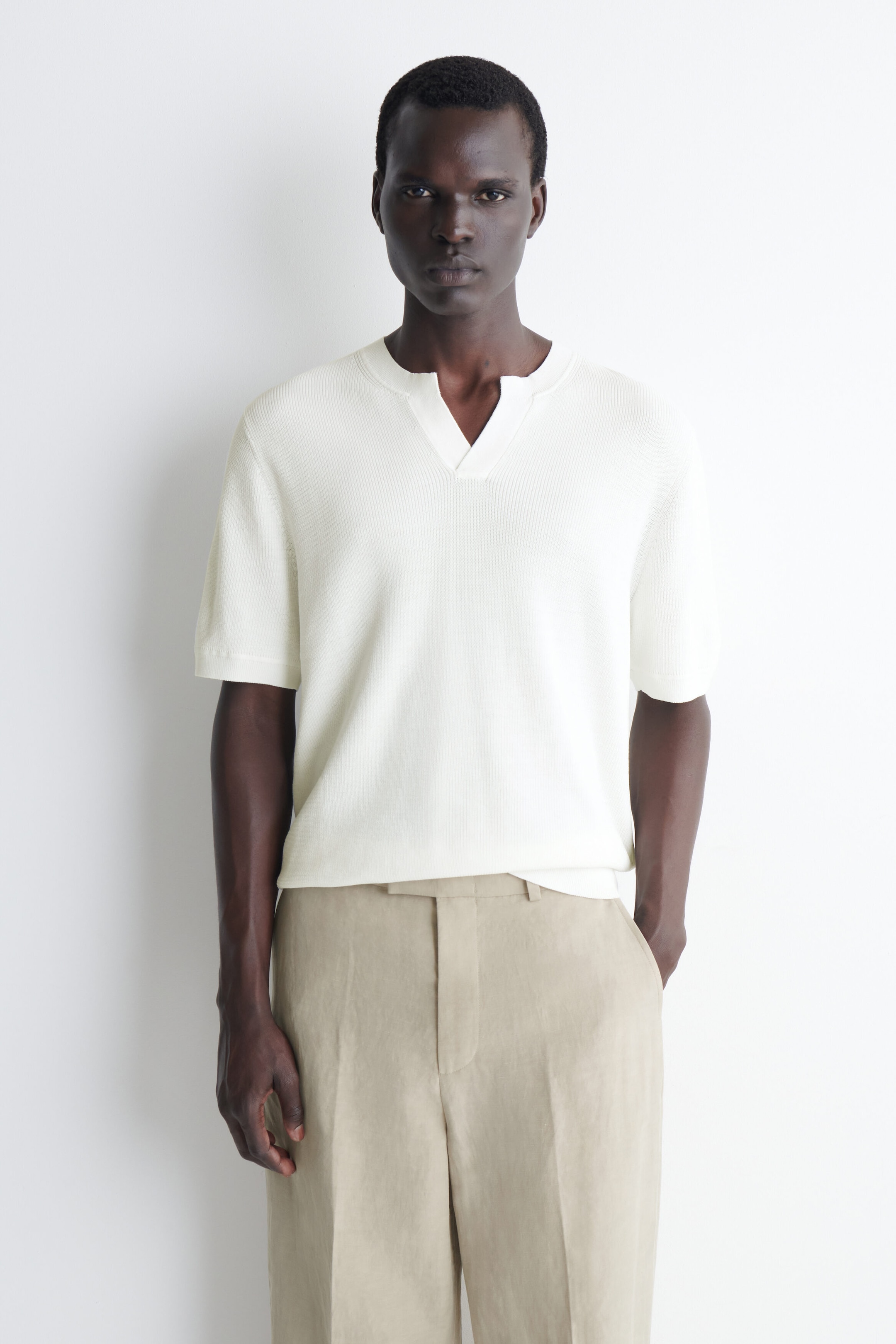 OPEN-COLLAR POLO T-SHIRT
