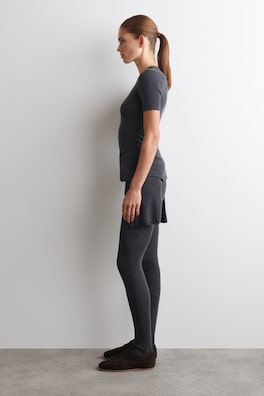 SEAMLESS MERINO WOOL T-SHIRT — CHARCOAL MÉLANGE 4
