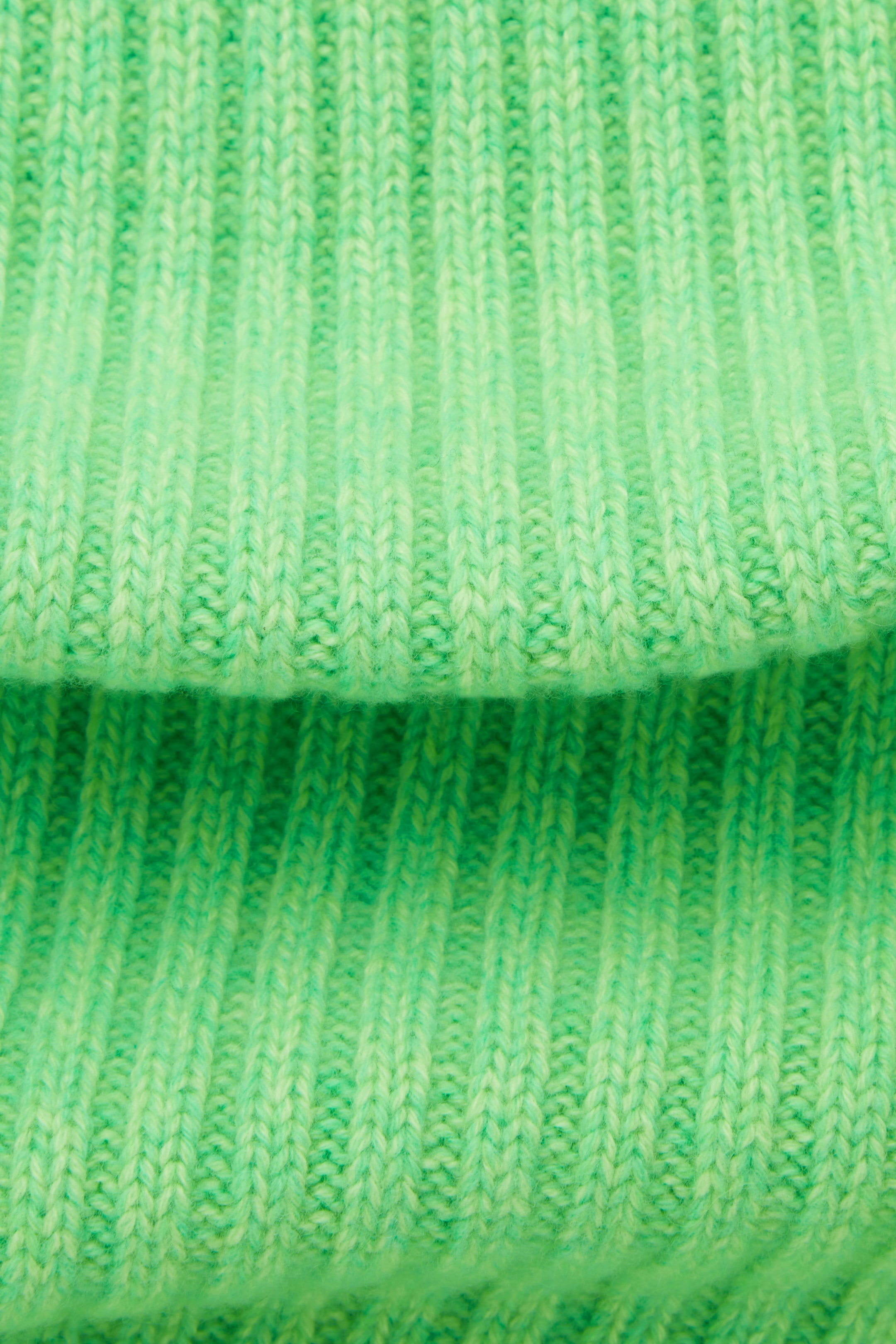 Näytä suurempi kuva: CHUNKY RIBBED-KNIT PURE CASHMERE SCARF - GREEN - NAISET | H&M FI 4