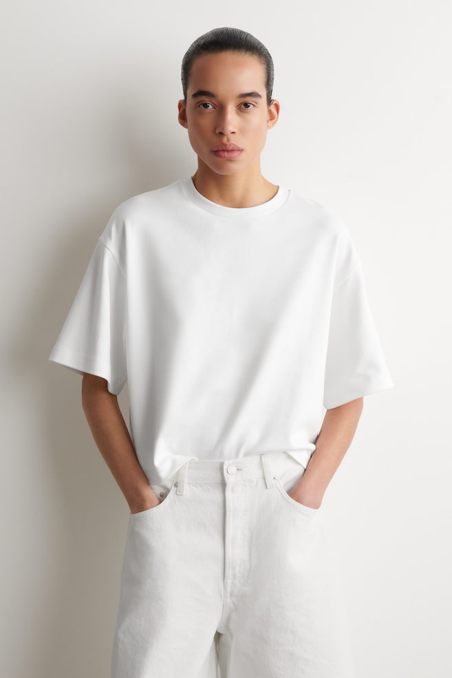 OVERSIZED BOXY COTTON T-SHIRT — WHITE